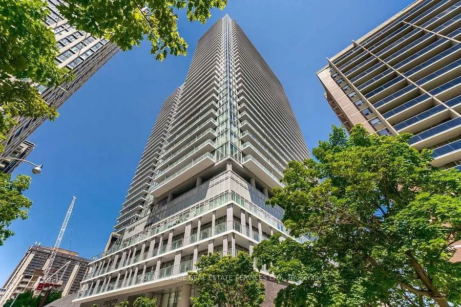 195 Redpath Avenue, #3202