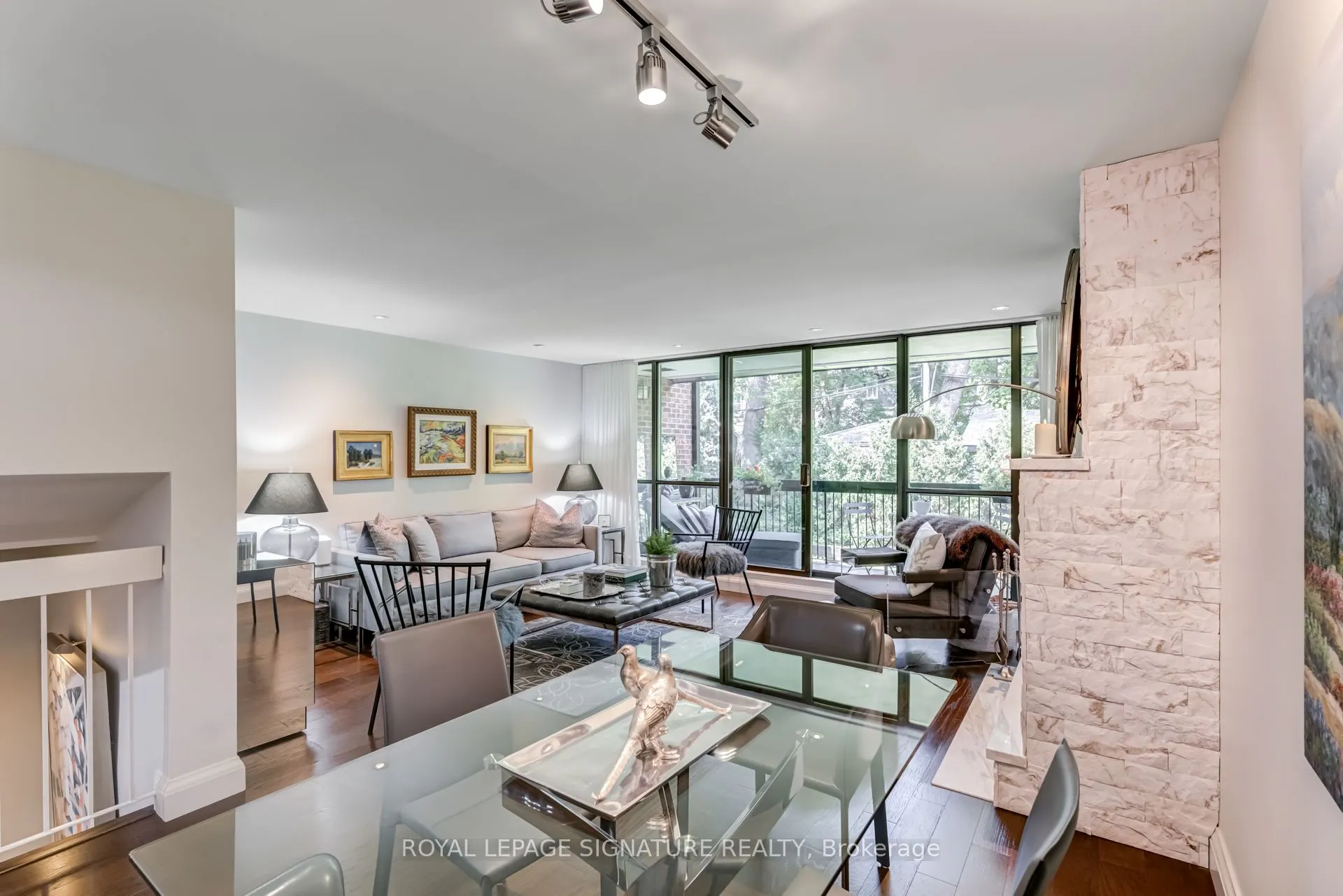 142 Pears Avenue, #B2