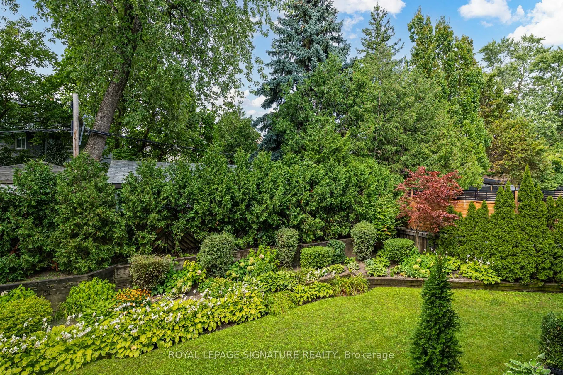 142 Pears Avenue, #B2