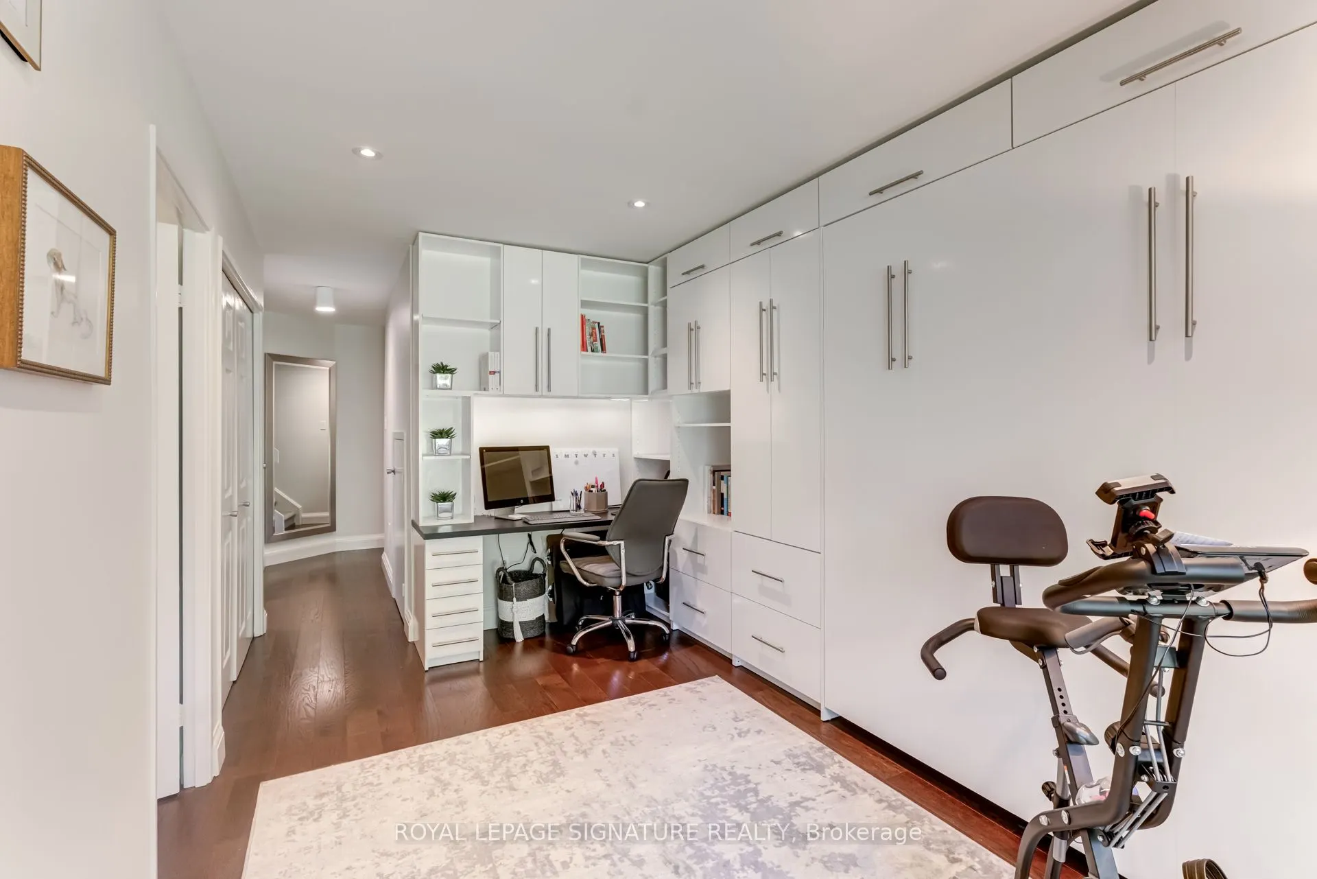 142 Pears Avenue, #B2