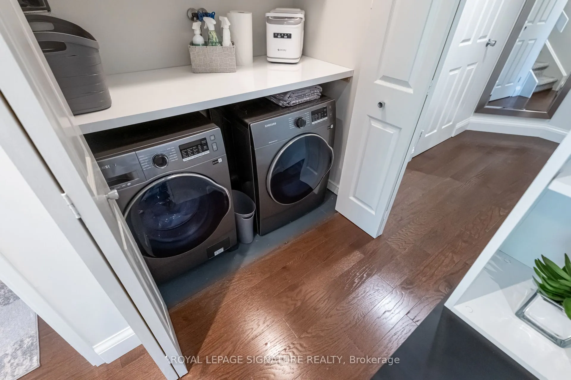 142 Pears Avenue, #B2