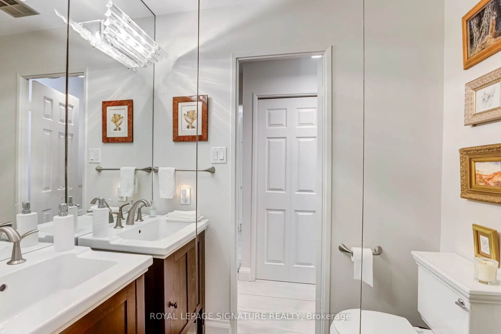 142 Pears Avenue, #B2
