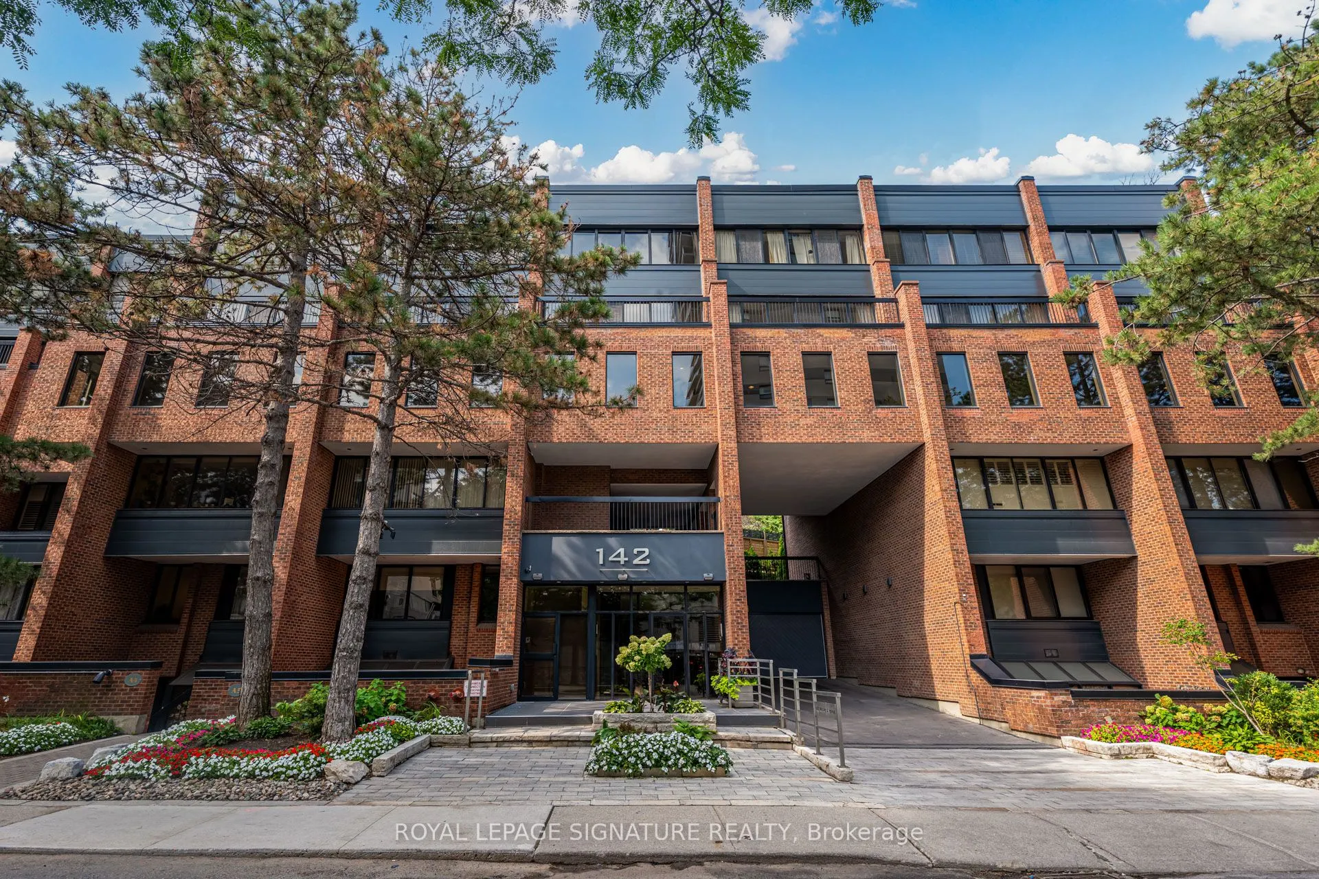 142 Pears Avenue, #B2