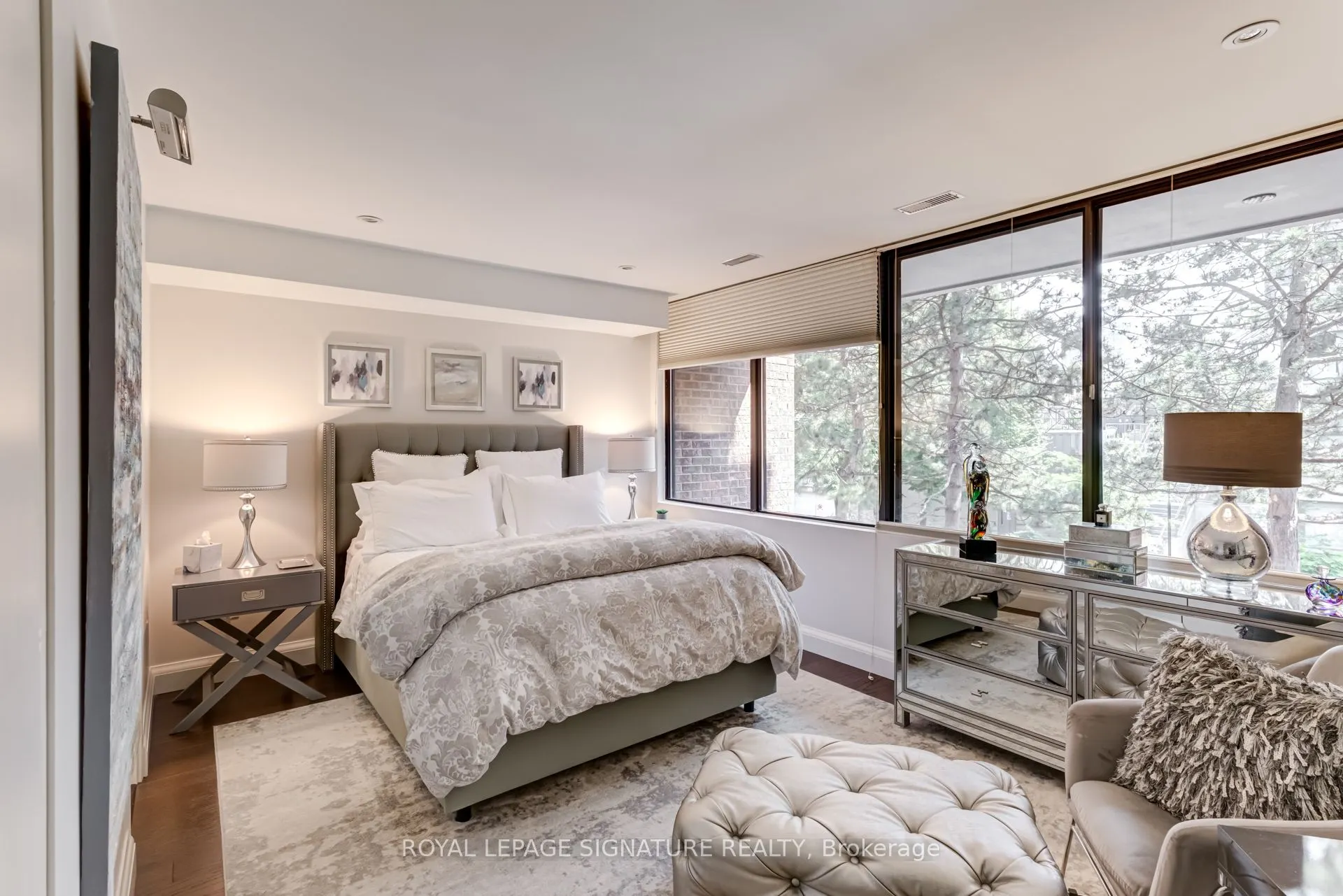142 Pears Avenue, #B2