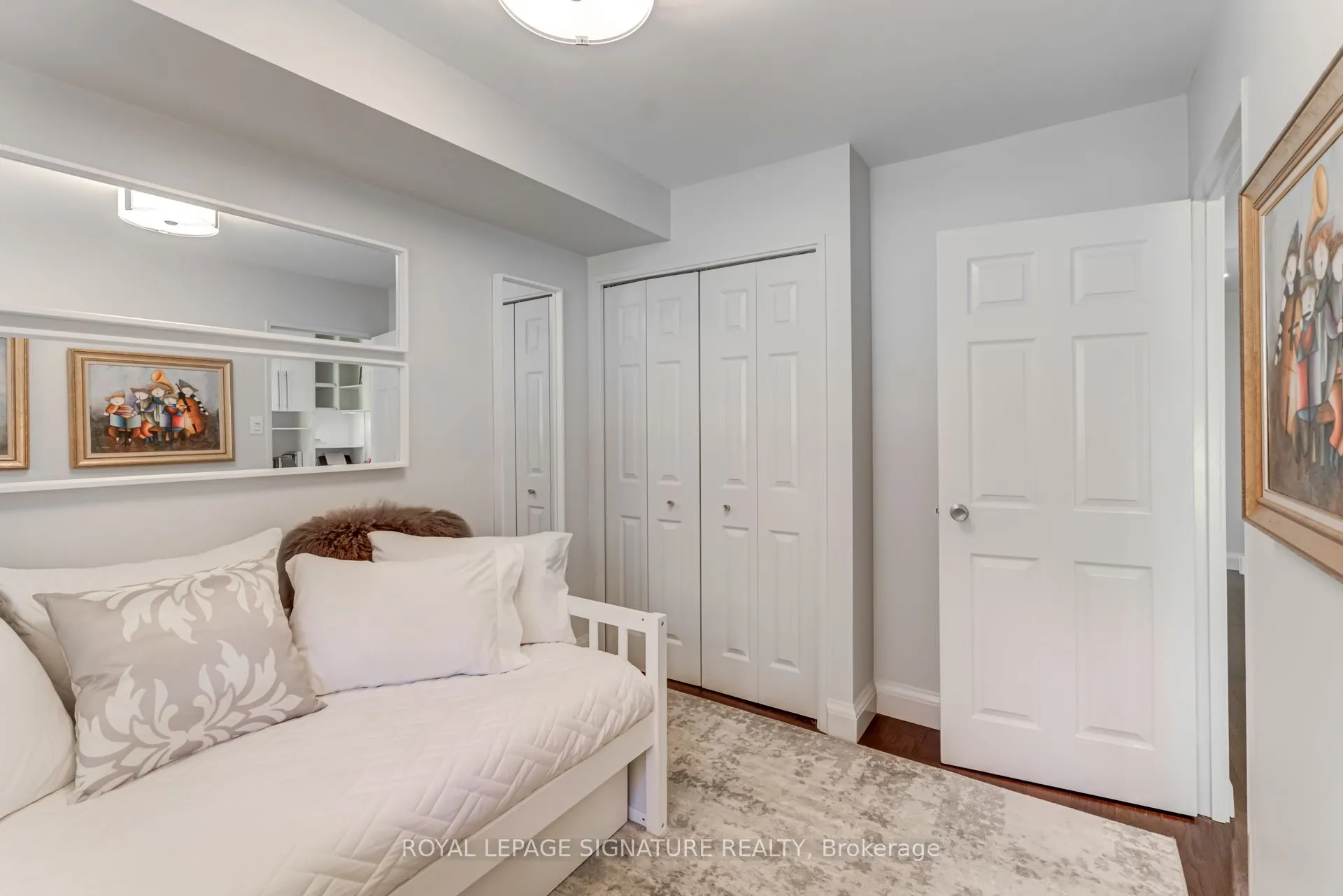 142 Pears Avenue, #B2
