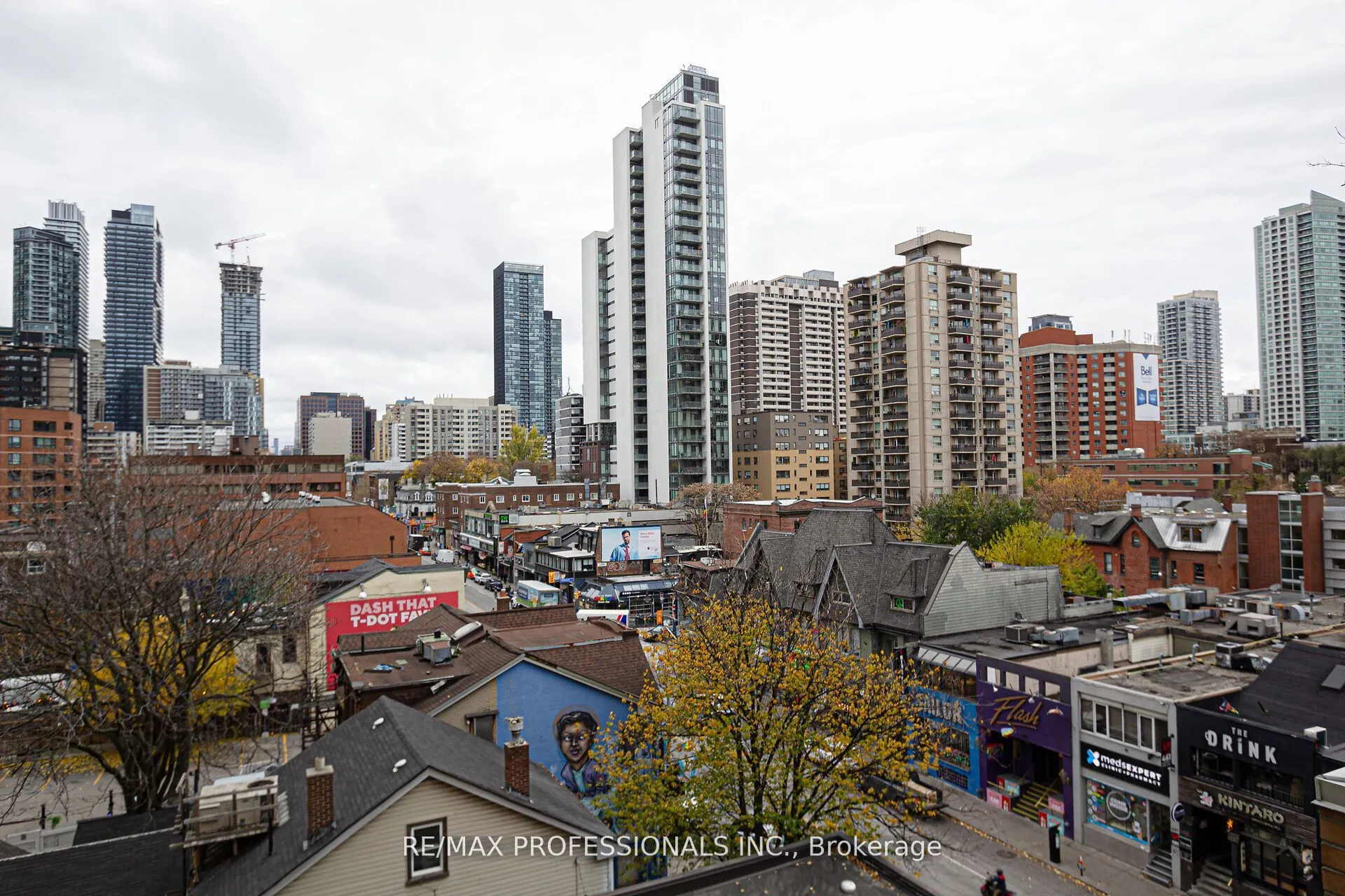 70 Alexander Street, #1007