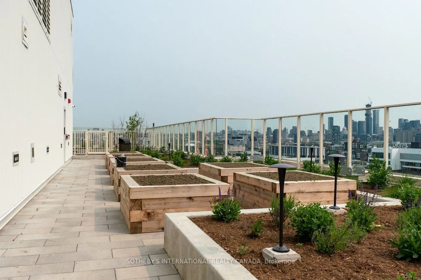 88 Bathurst Street, #622