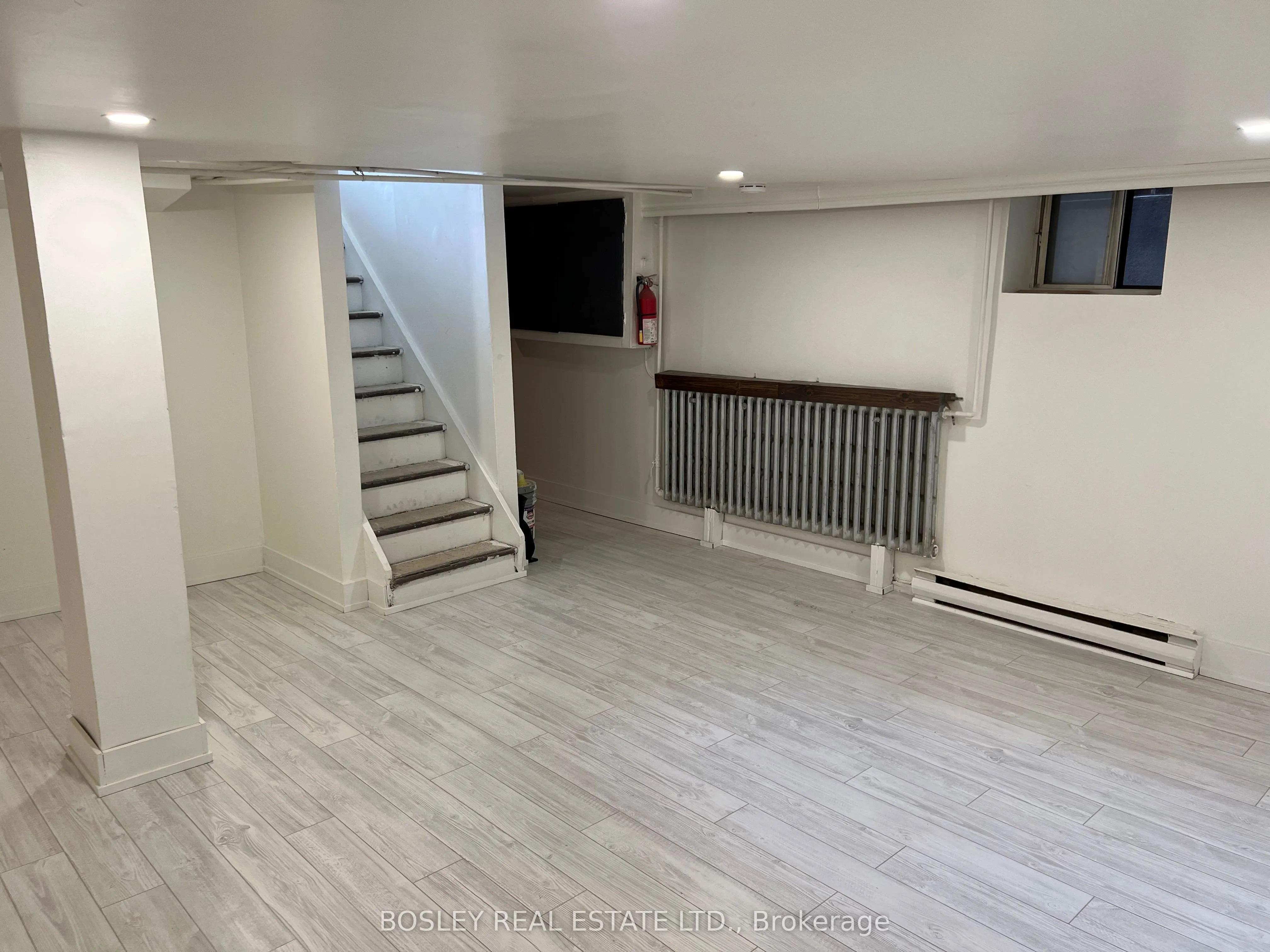 383 Lansdowne Avenue, #Bsmt