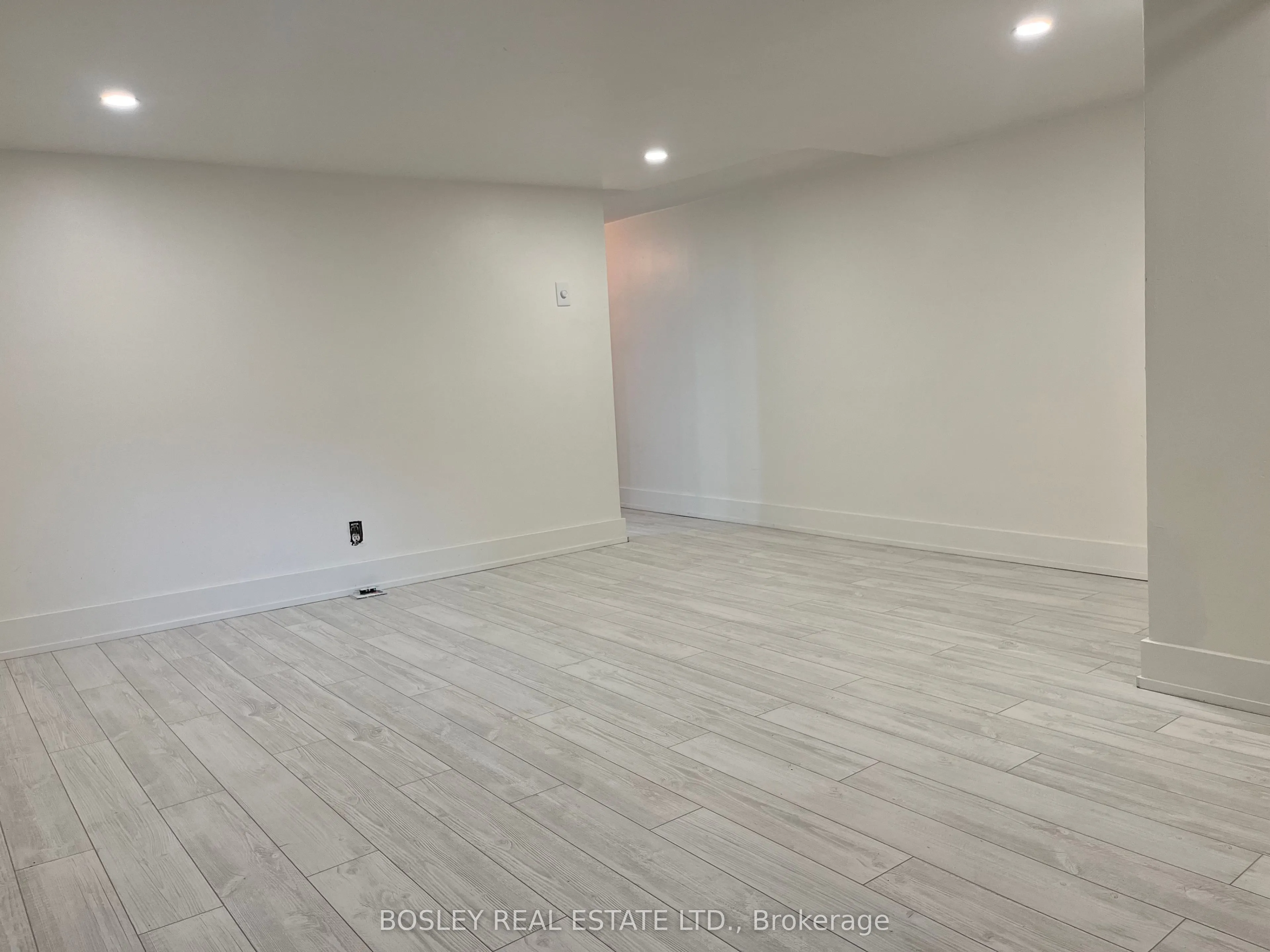 383 Lansdowne Avenue, #Bsmt