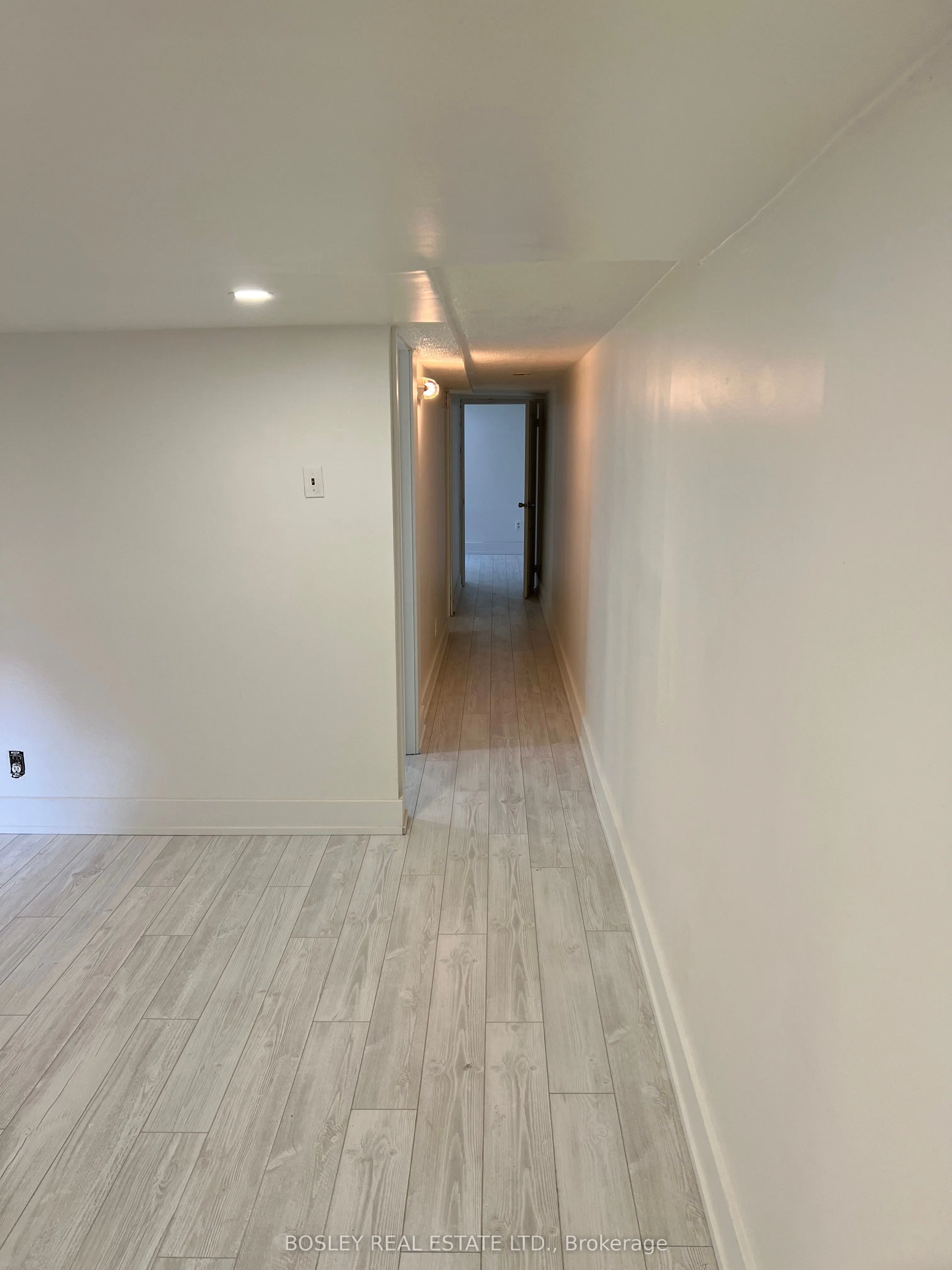 383 Lansdowne Avenue, #Bsmt