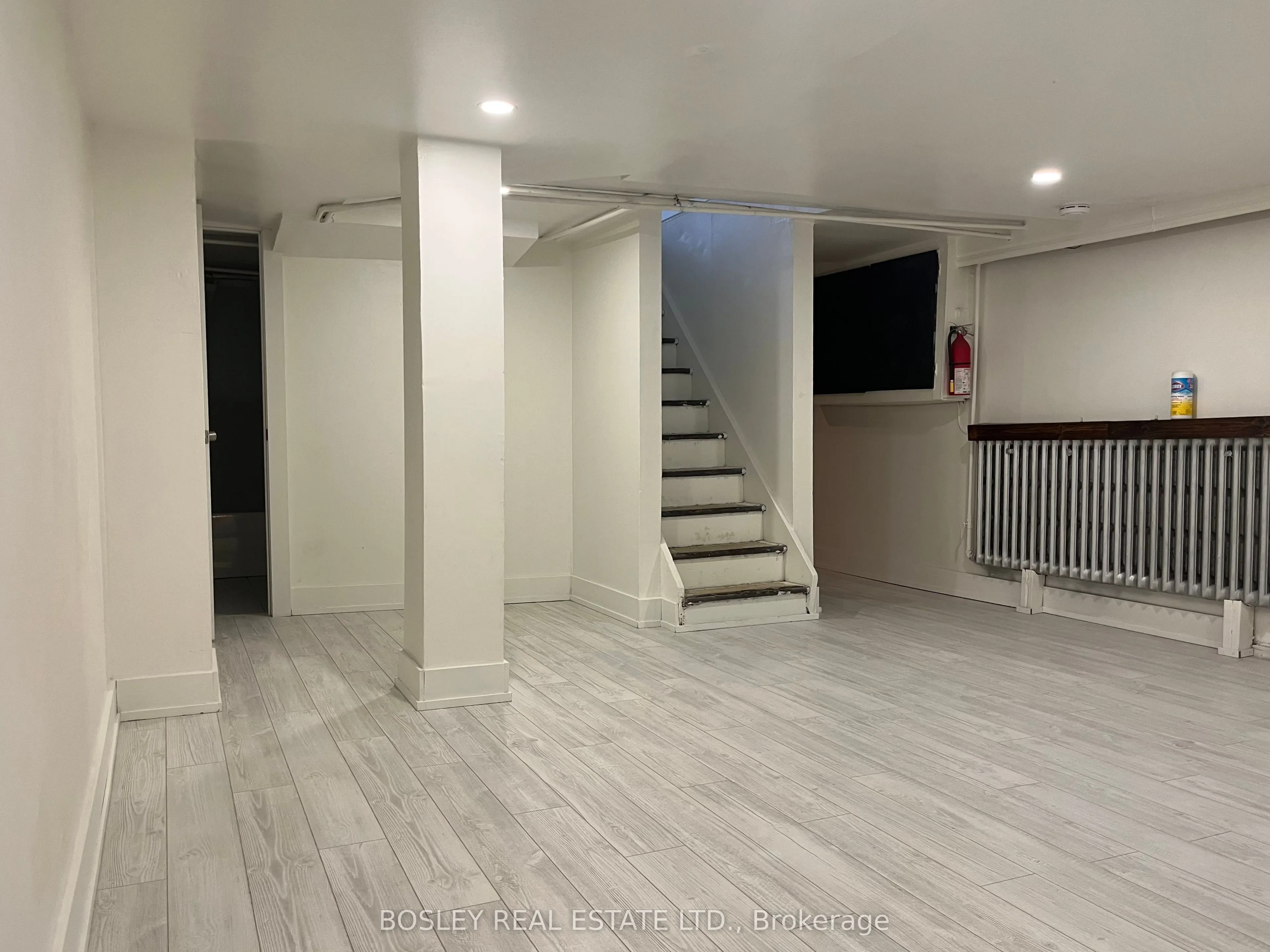 383 Lansdowne Avenue, #Bsmt