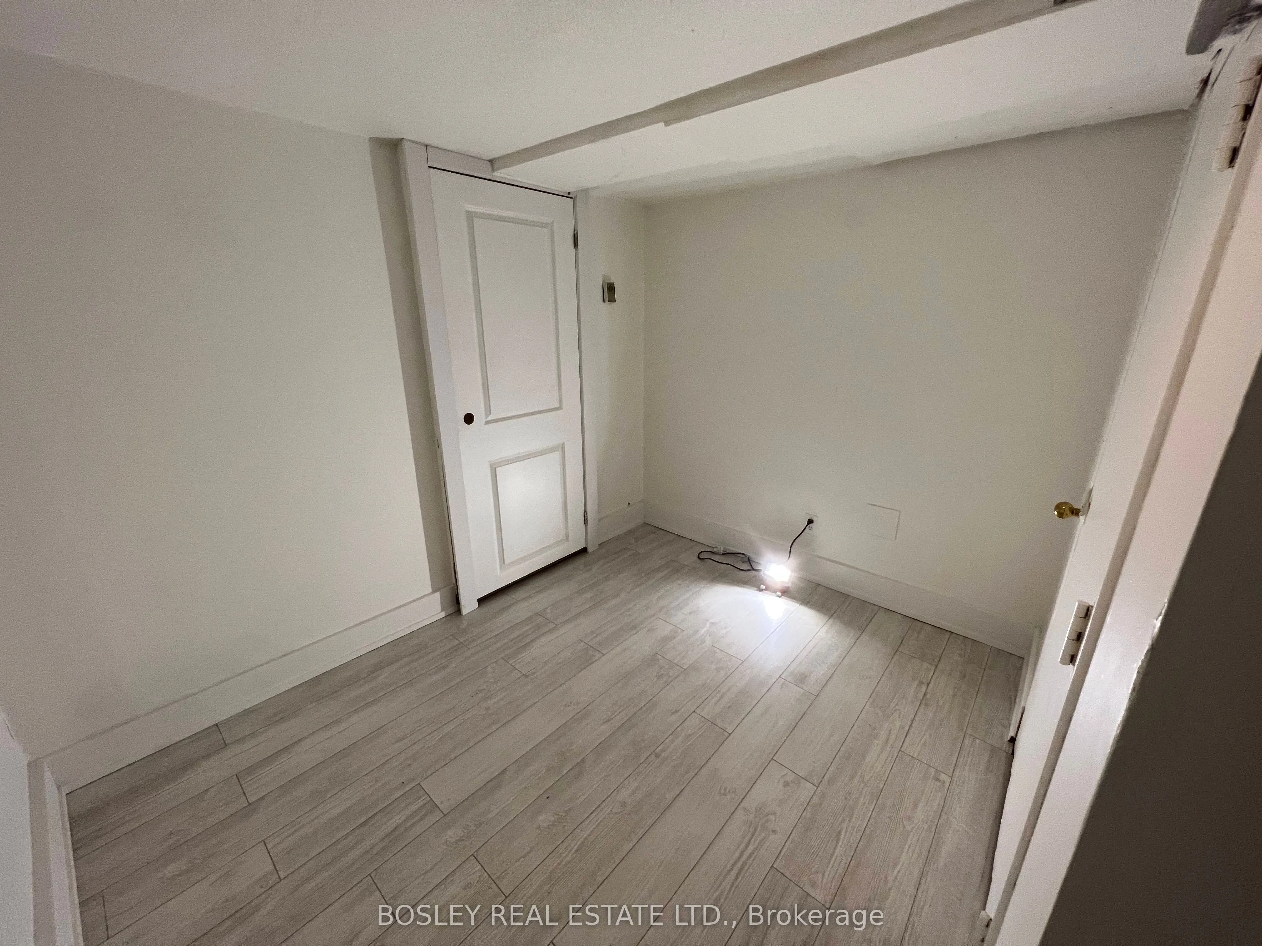 383 Lansdowne Avenue, #Bsmt