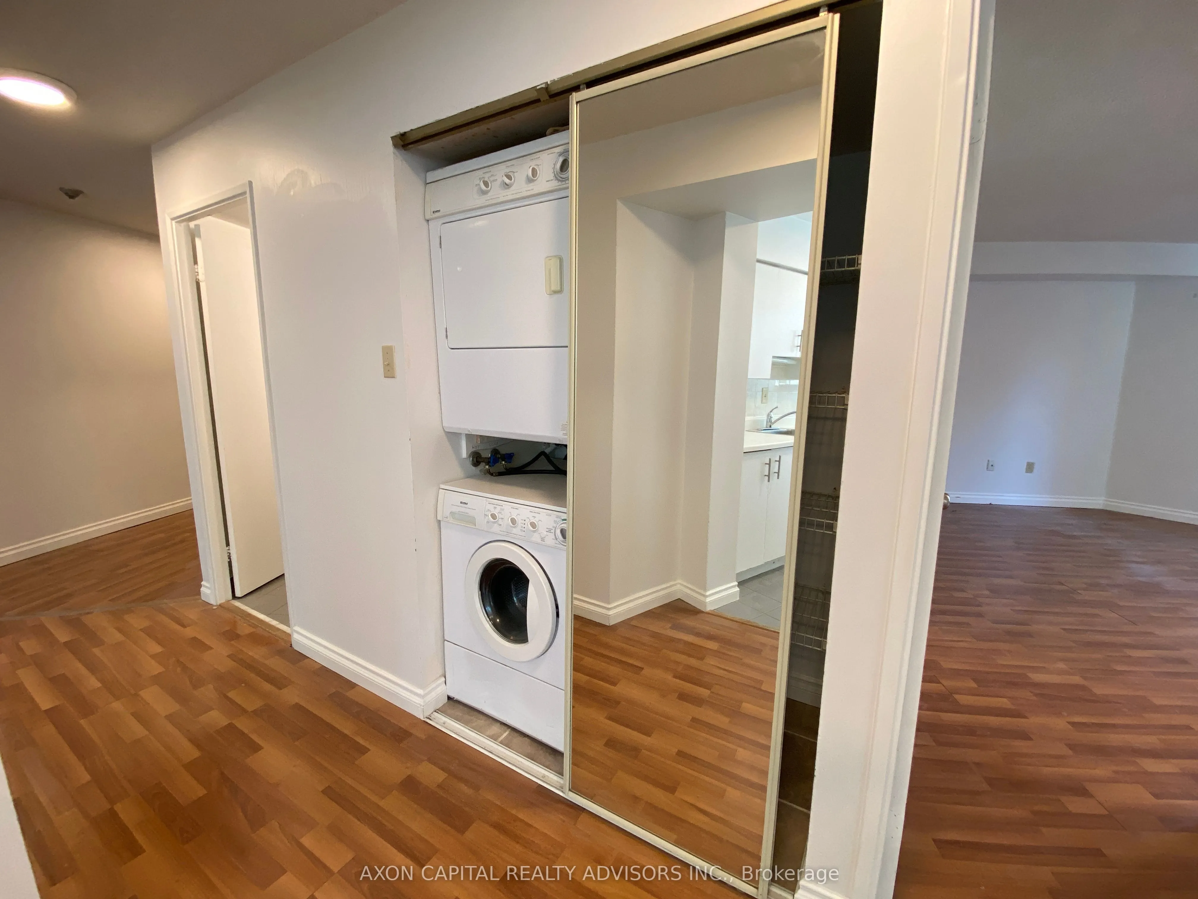 1055 Bay Street, #305