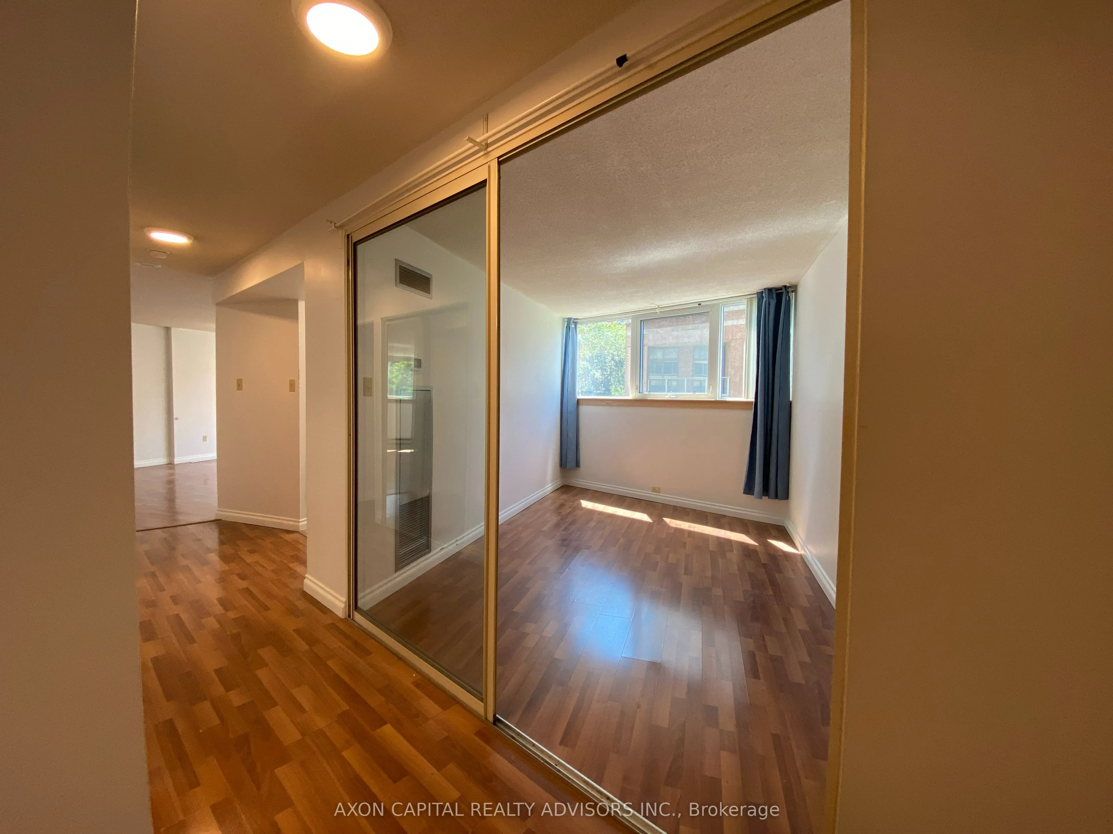 1055 Bay Street, #305