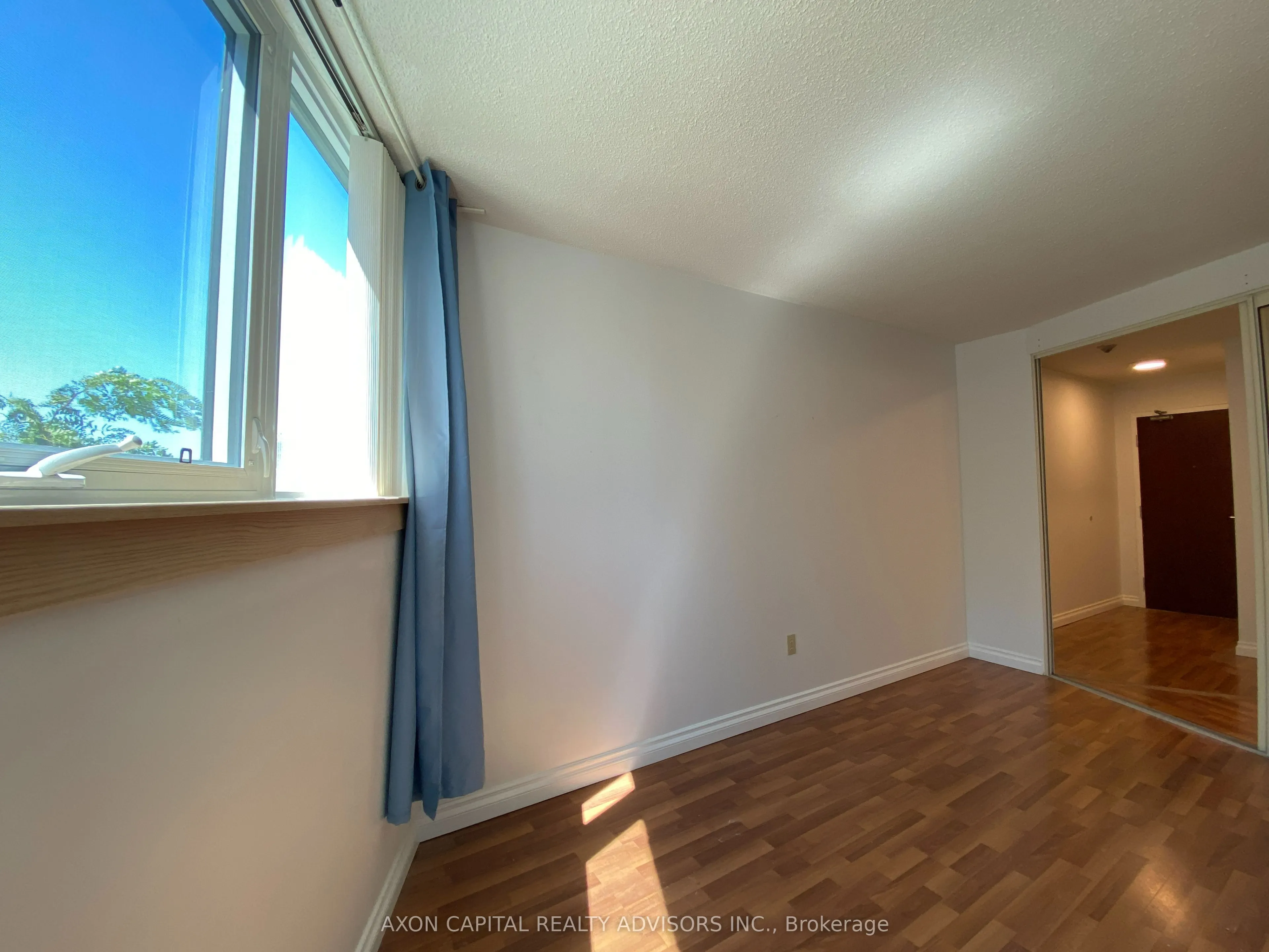 1055 Bay Street, #305