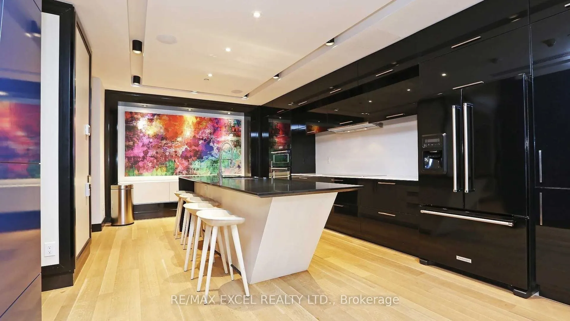 30 Roehampton Avenue, #3105