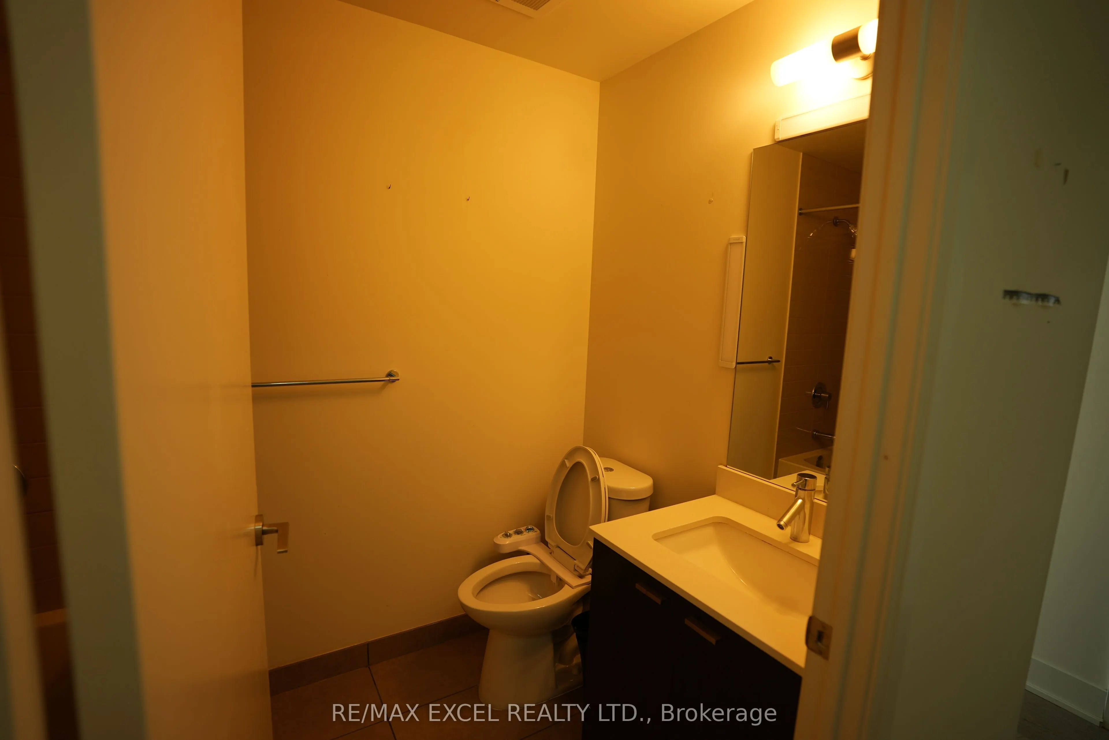 30 Roehampton Avenue, #3105