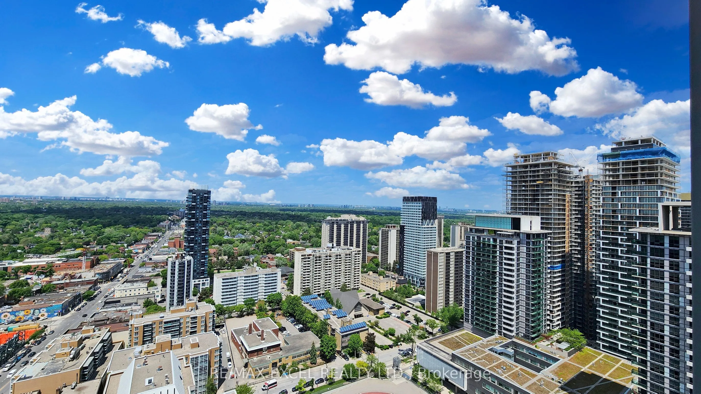 30 Roehampton Avenue, #3105
