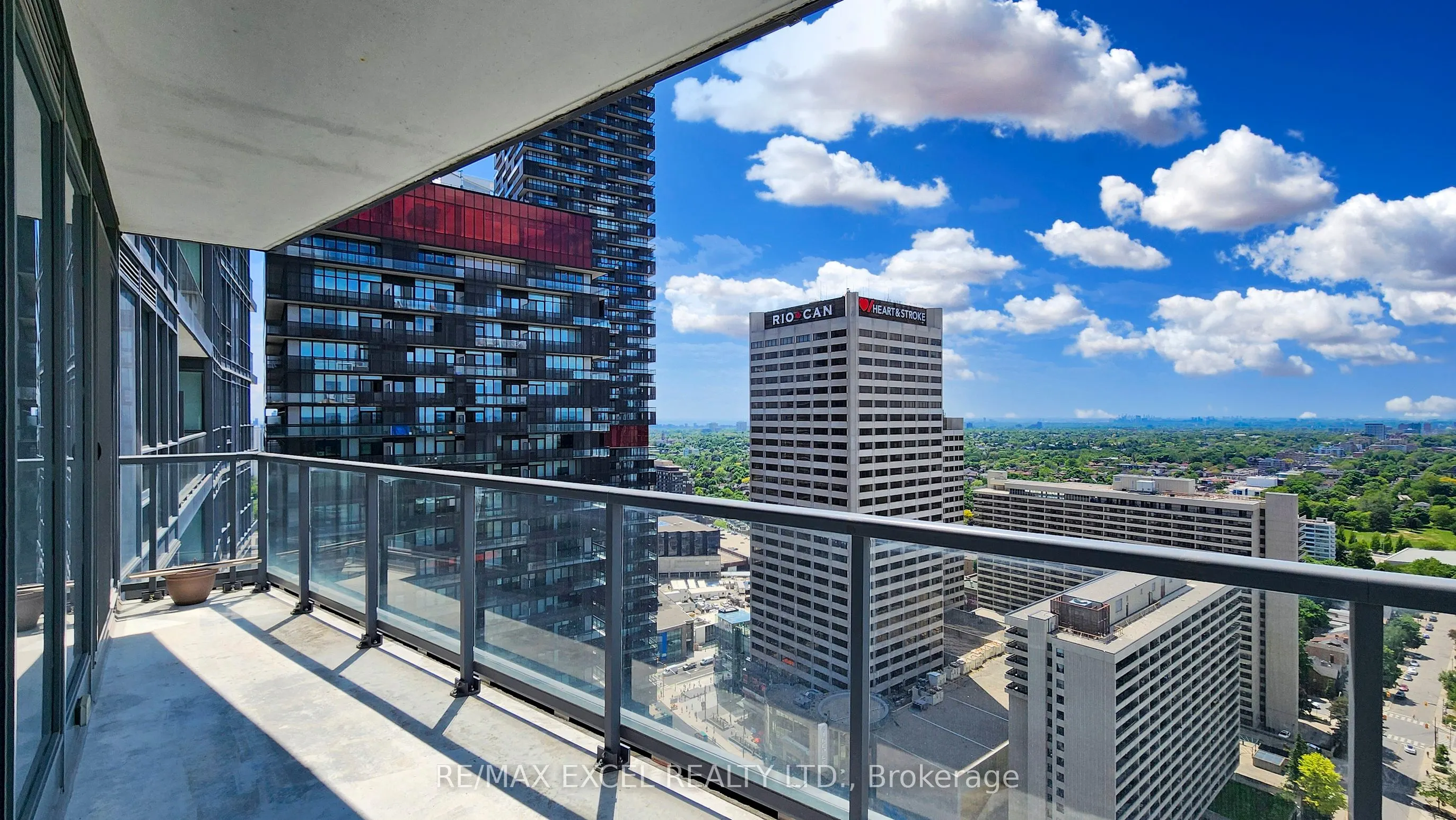 30 Roehampton Avenue, #3105