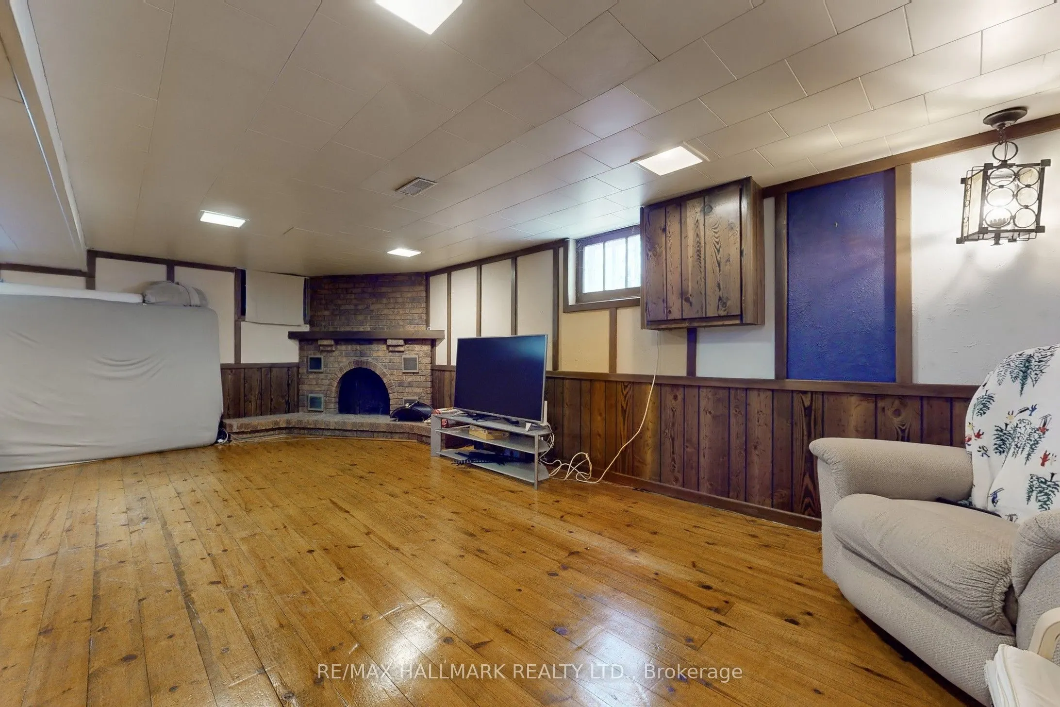 290 Laird Drive