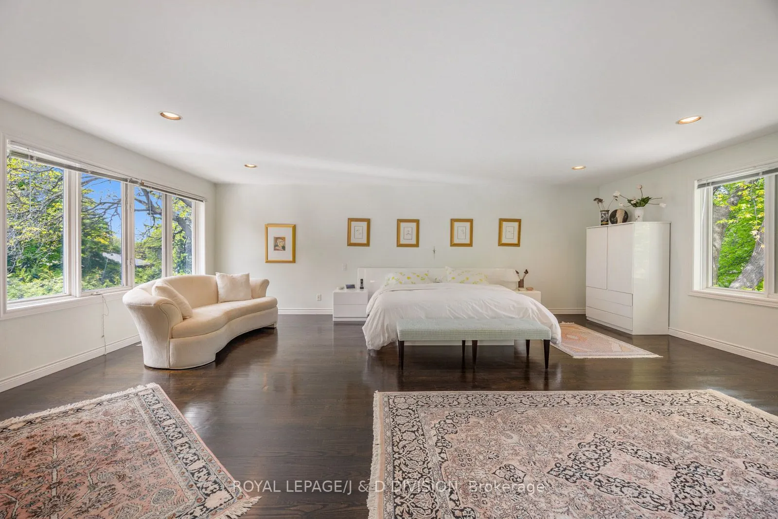 31 George Henry Boulevard