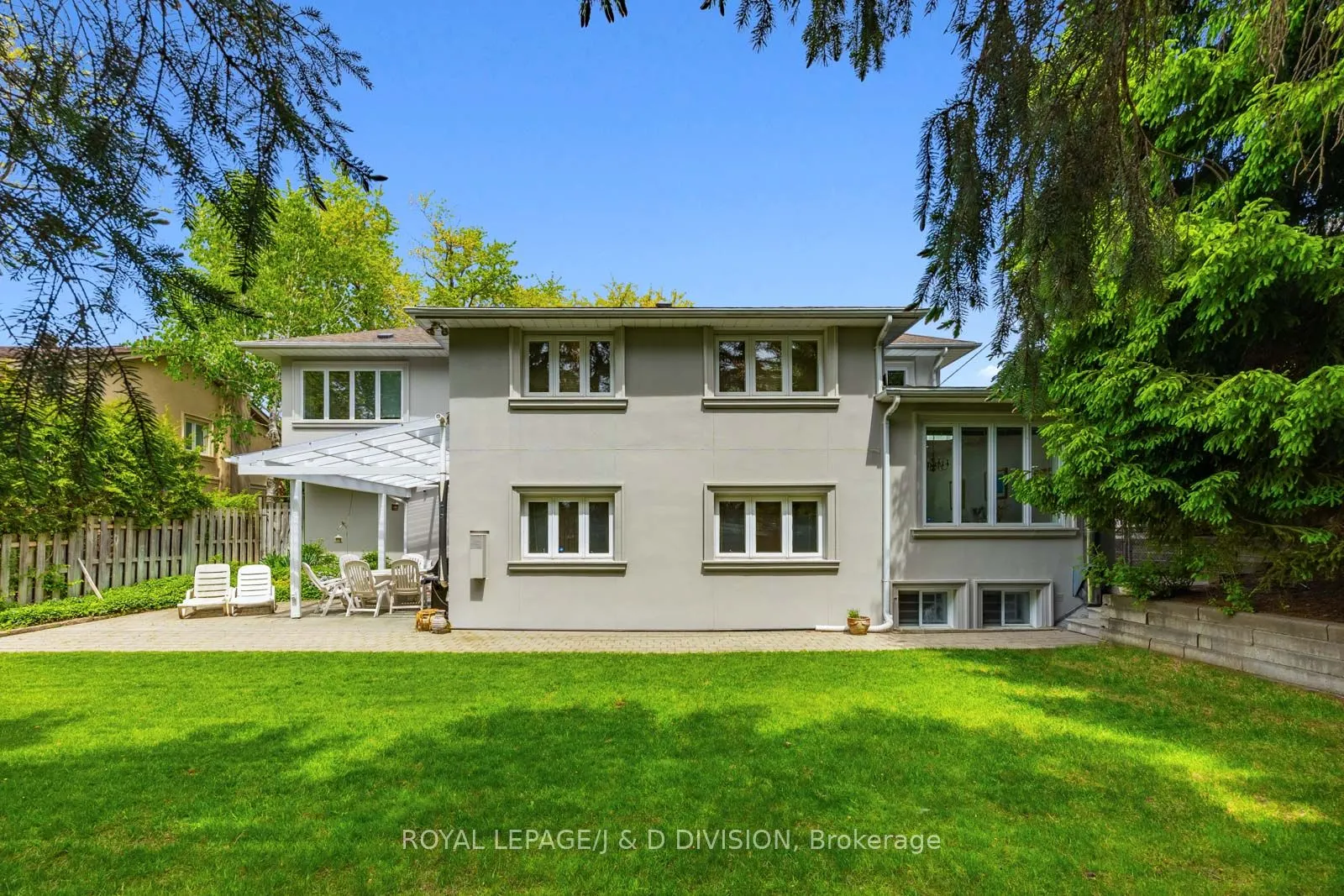 31 George Henry Boulevard