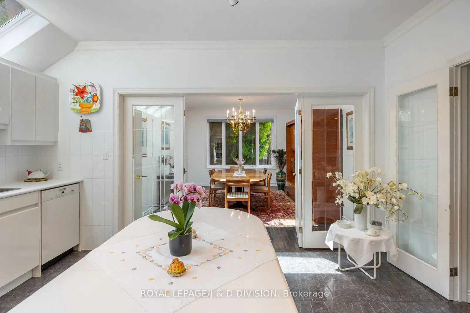 31 George Henry Boulevard