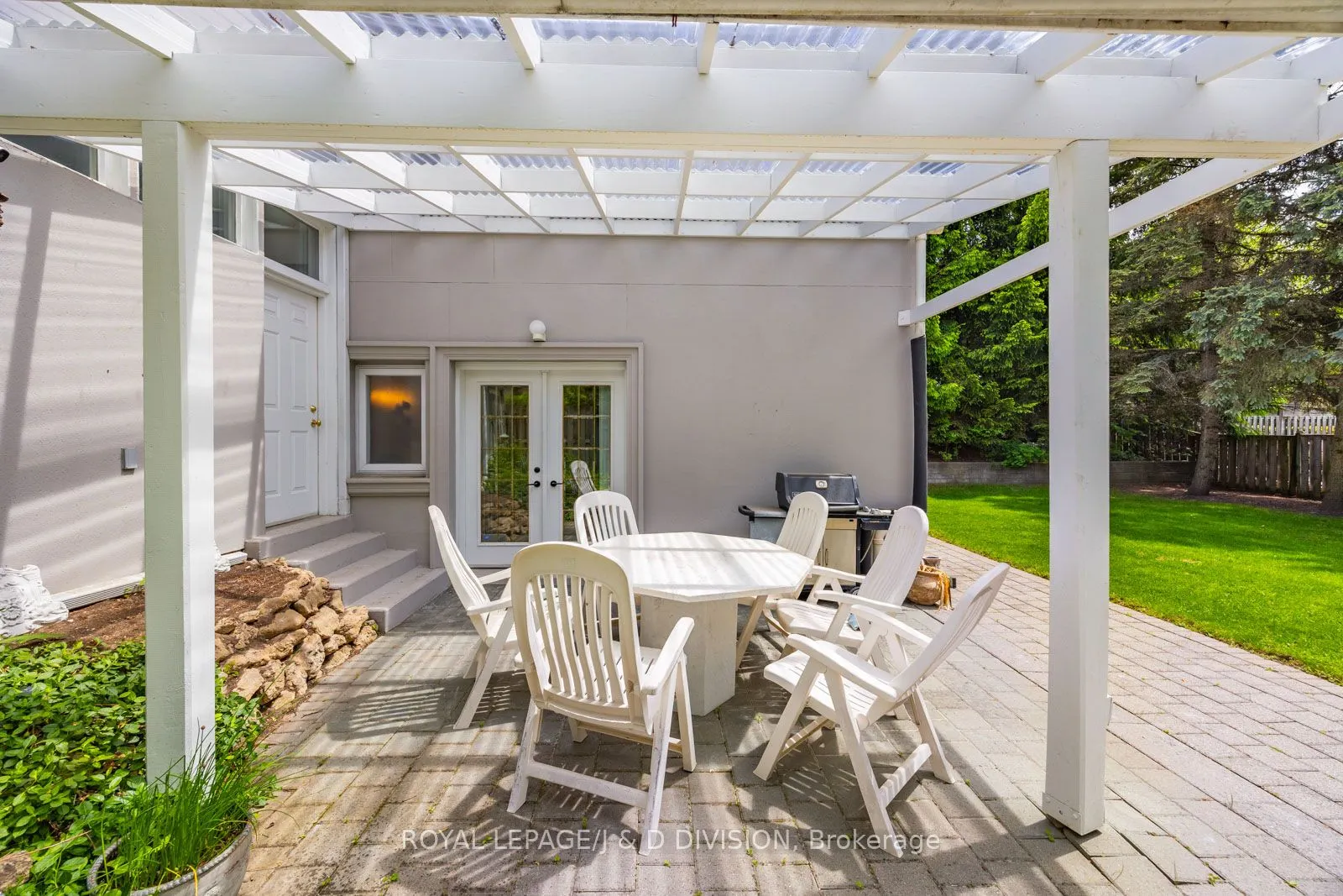 31 George Henry Boulevard