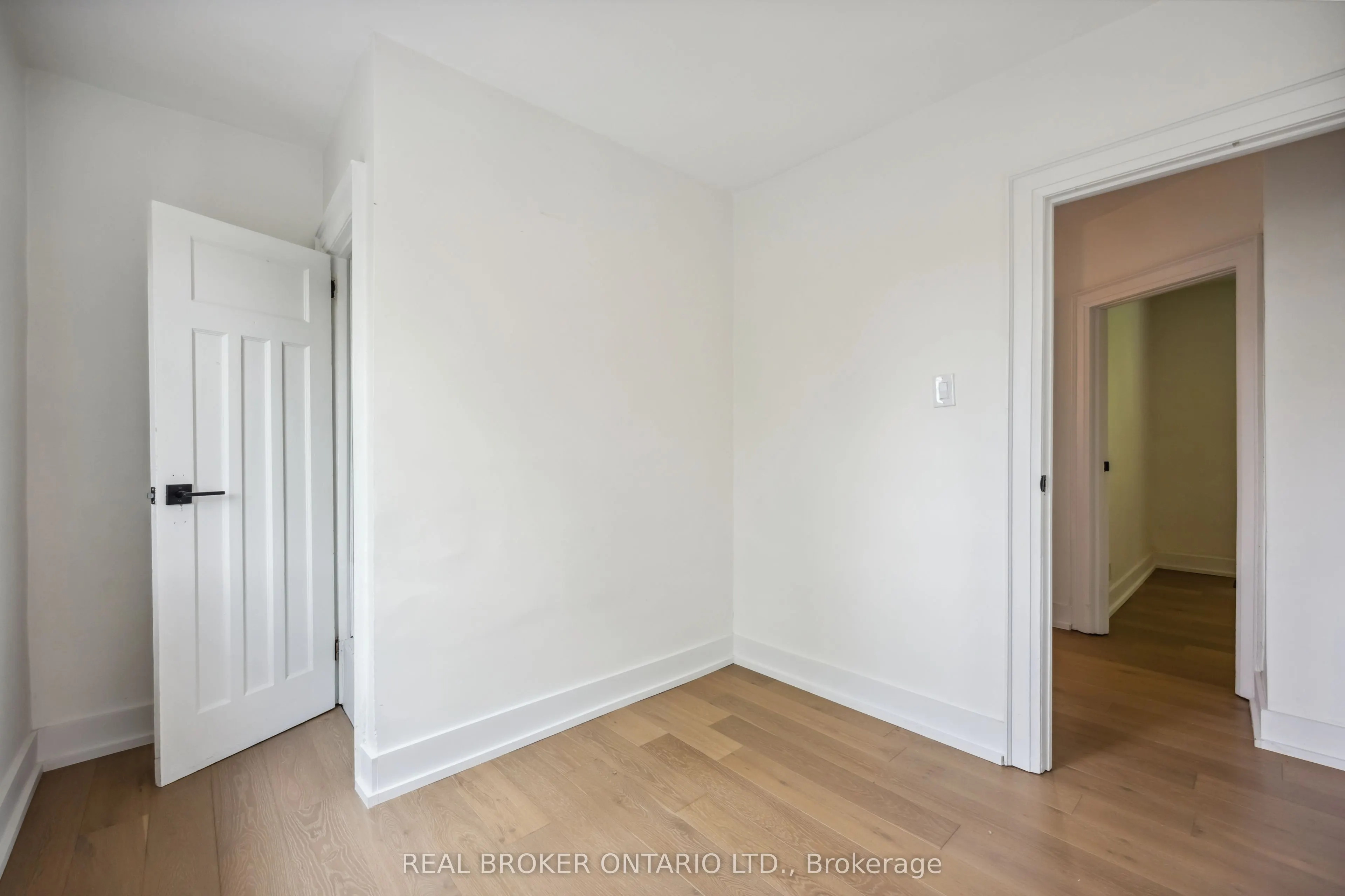 658 Davenport Road