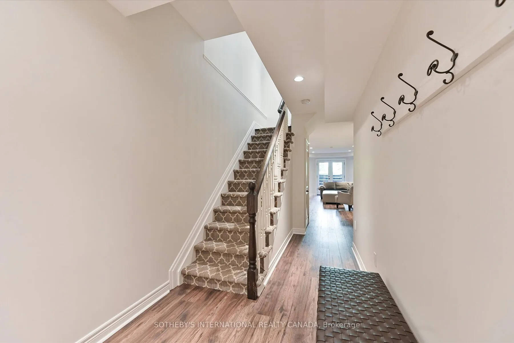 446 Elm Road