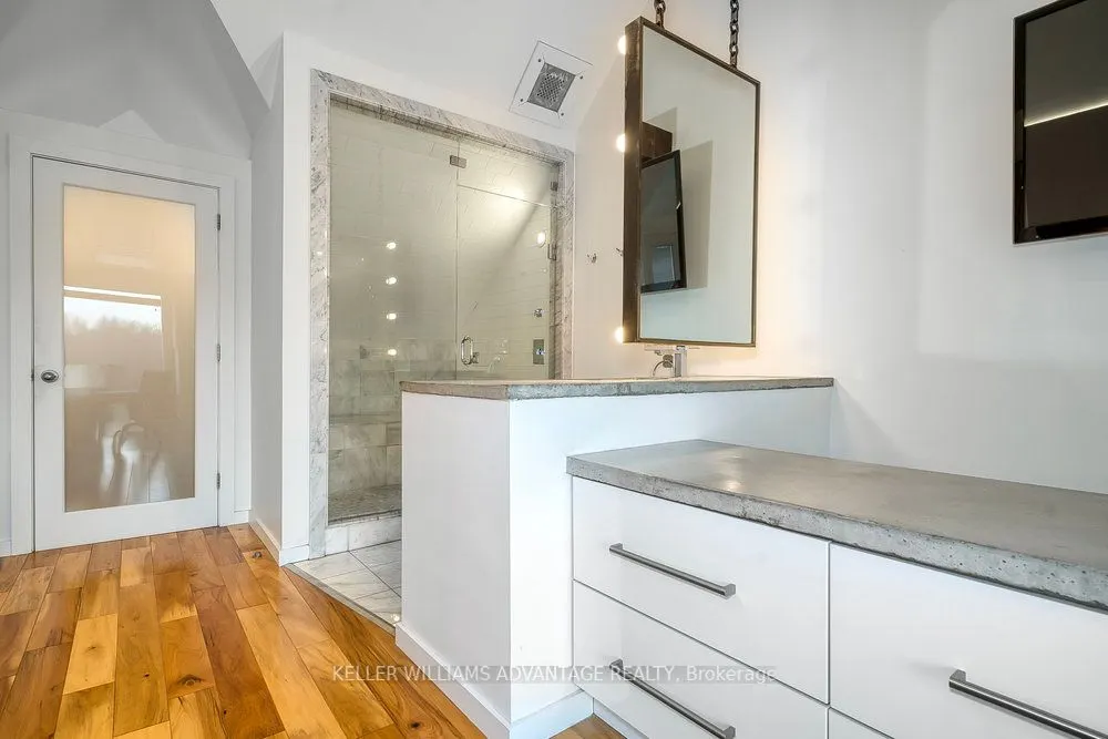 104 Ossington Avenue