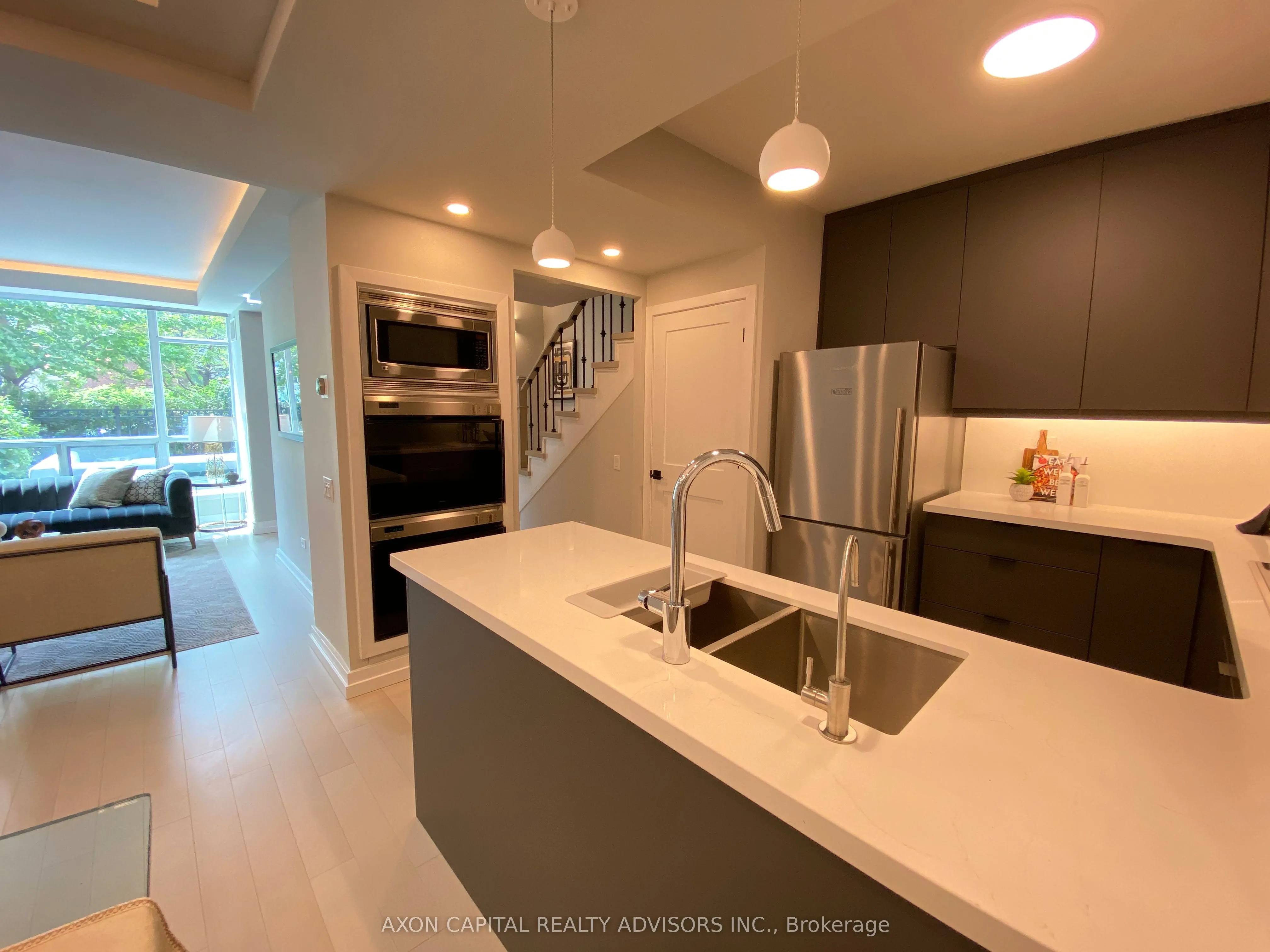 59 Mcmurrich Street, #13