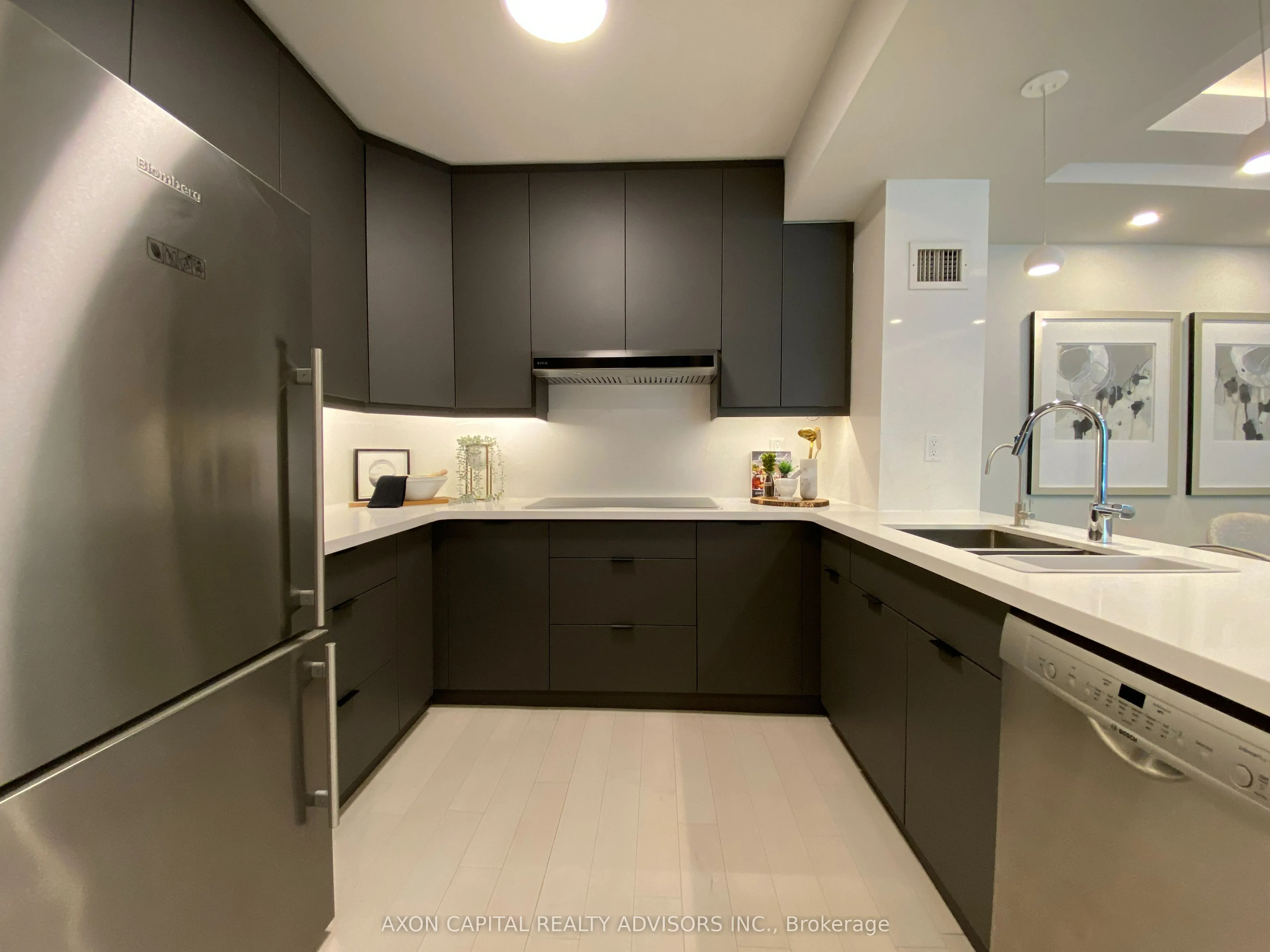 59 Mcmurrich Street, #13
