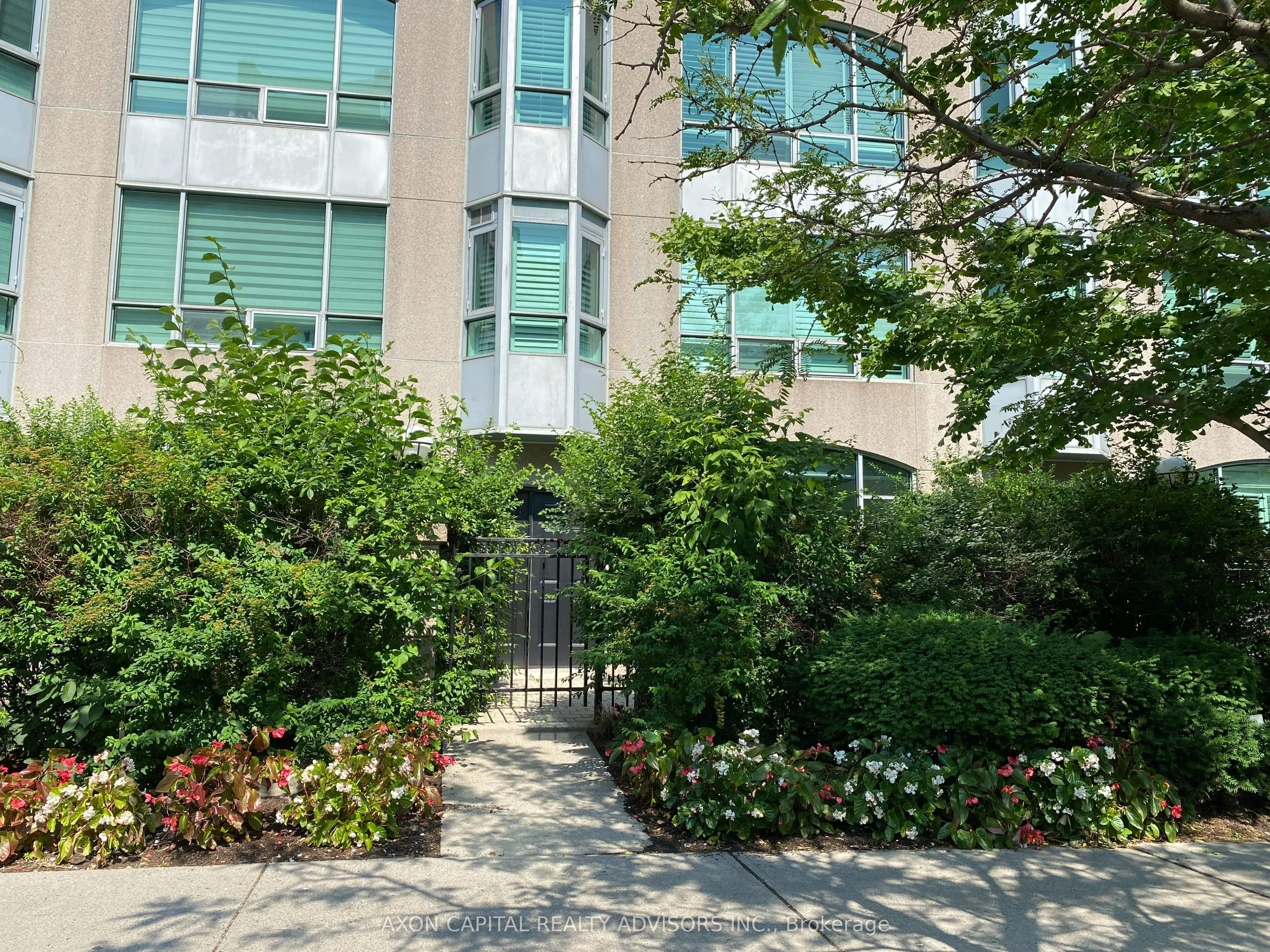 59 Mcmurrich Street, #13