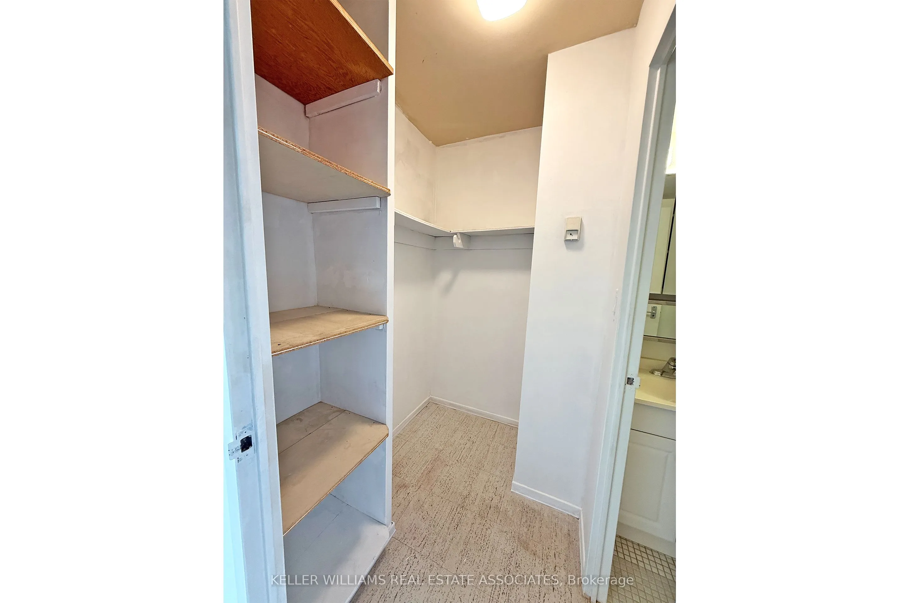 40 Homewood Avenue, #1711