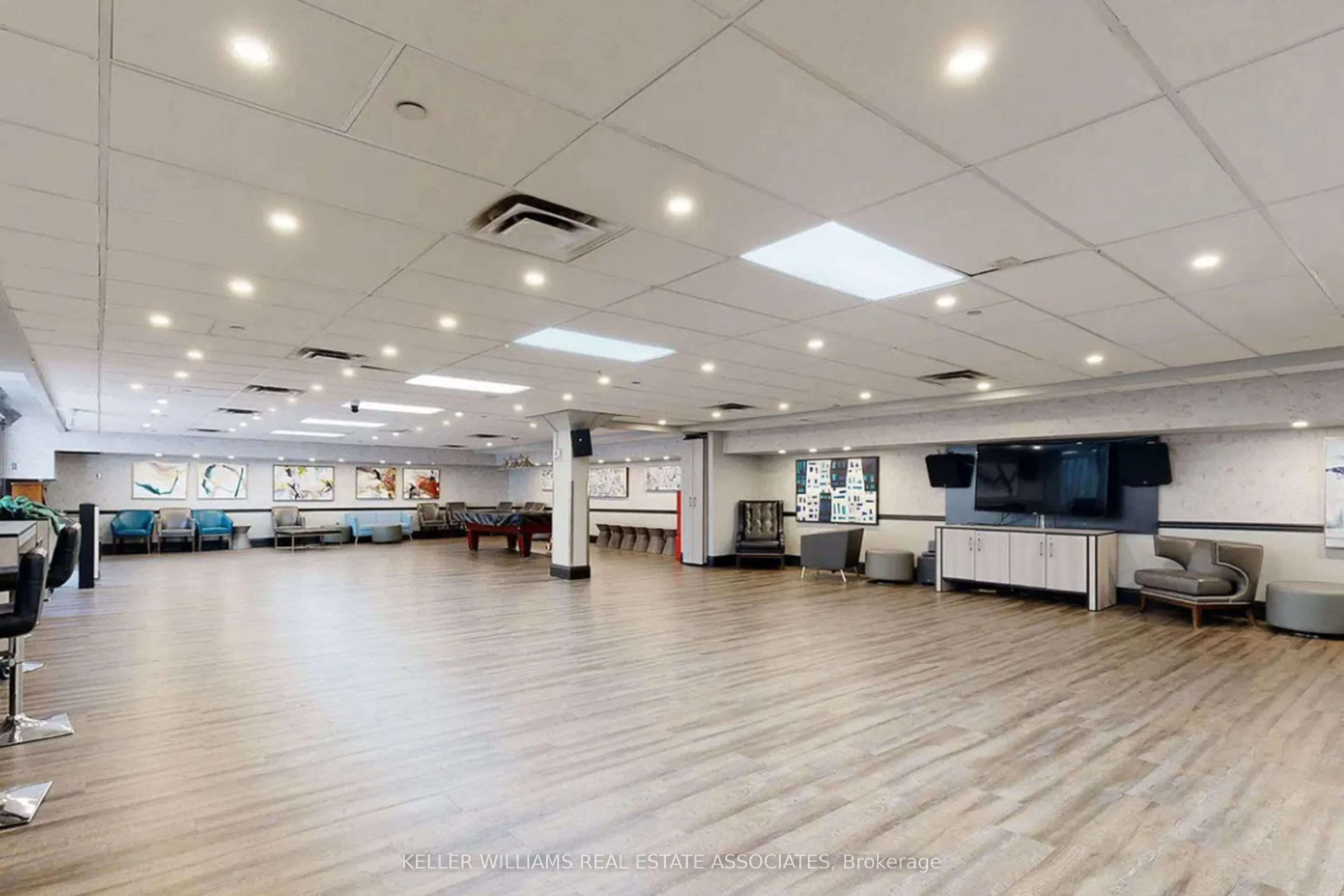 40 Homewood Avenue, #1711