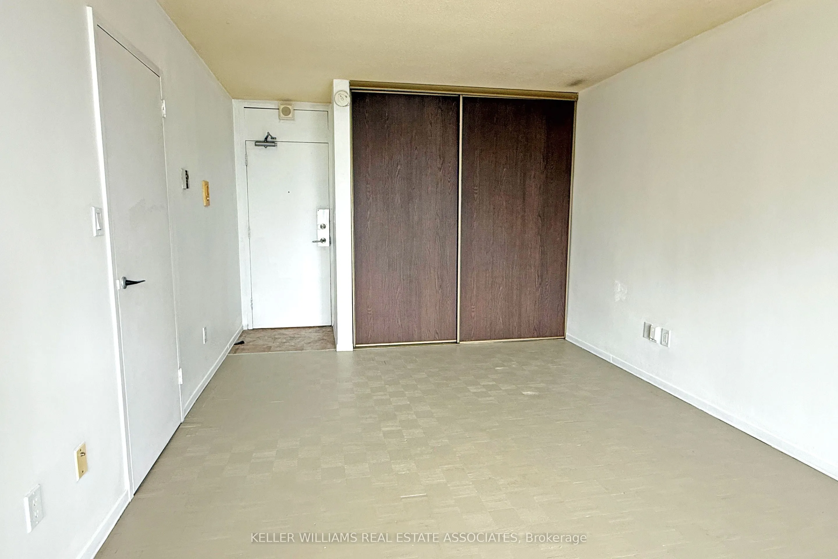40 Homewood Avenue, #1711