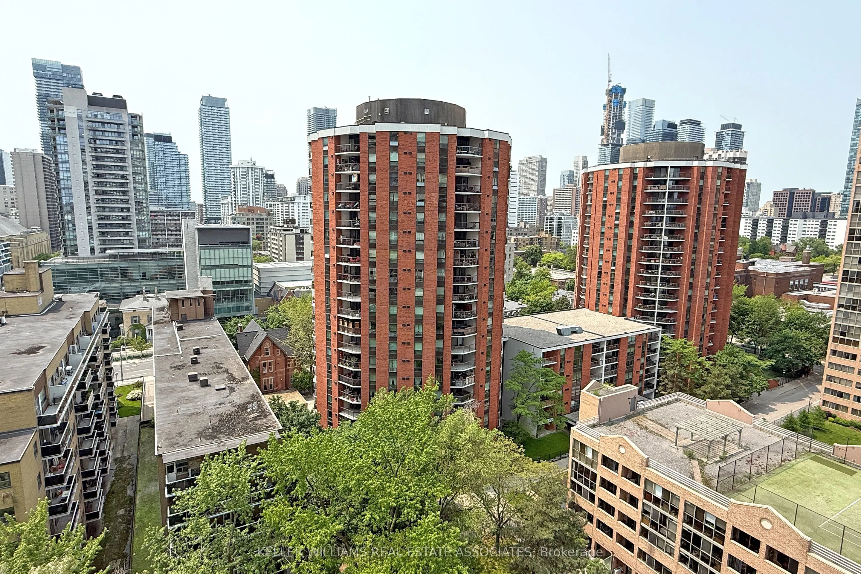40 Homewood Avenue, #1711