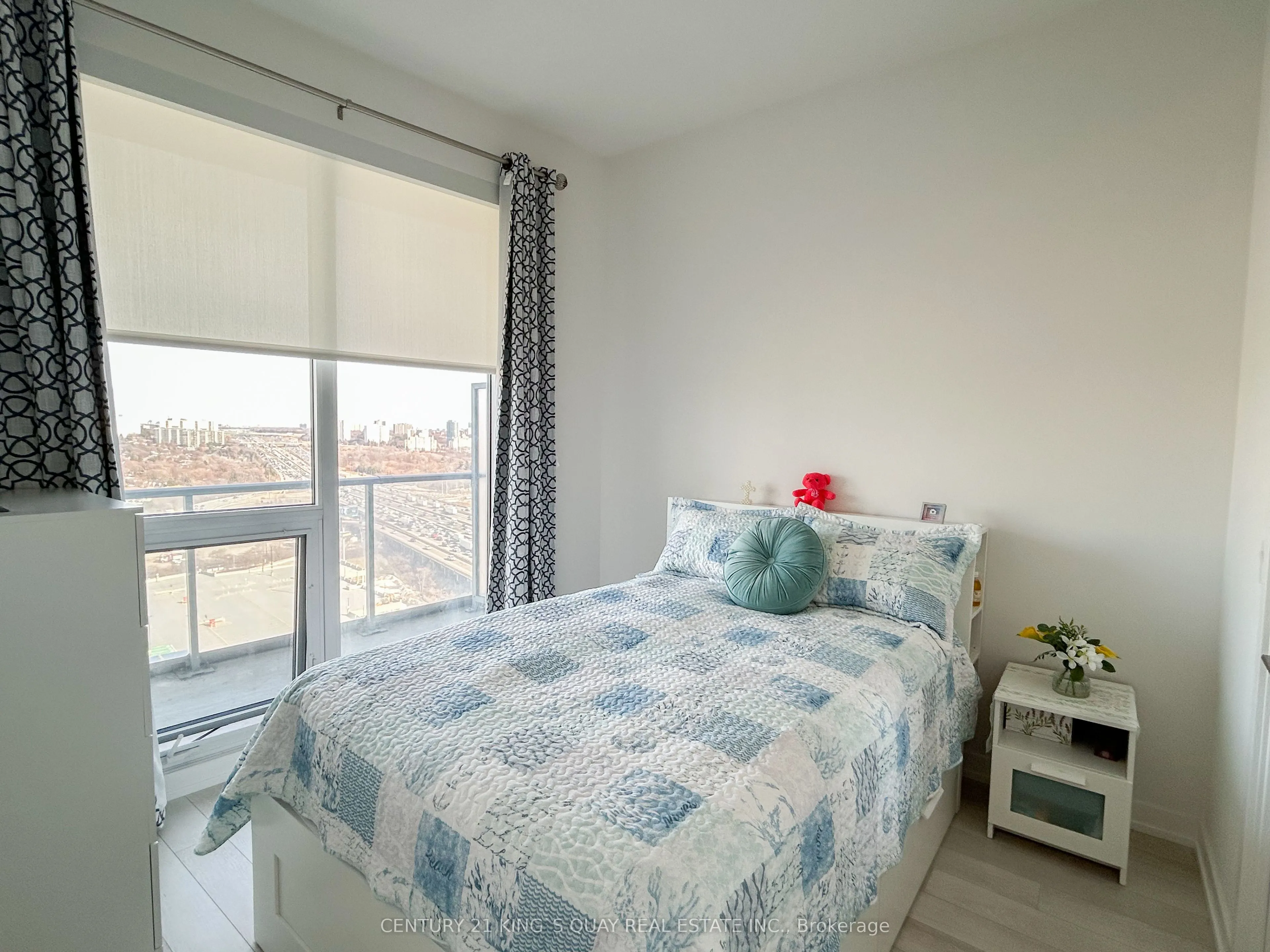 117 McMahon Drive, #2111