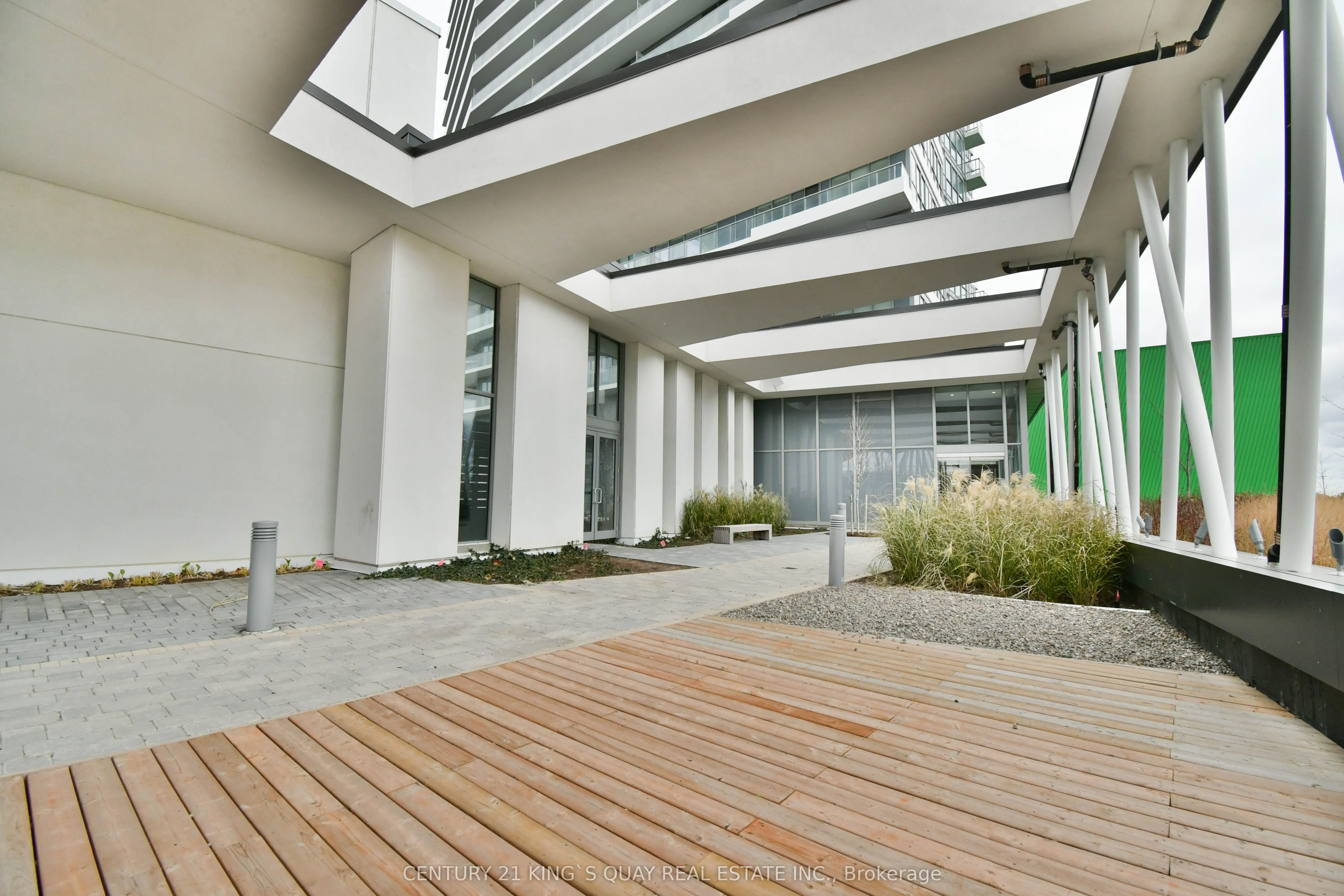 117 McMahon Drive, #2111