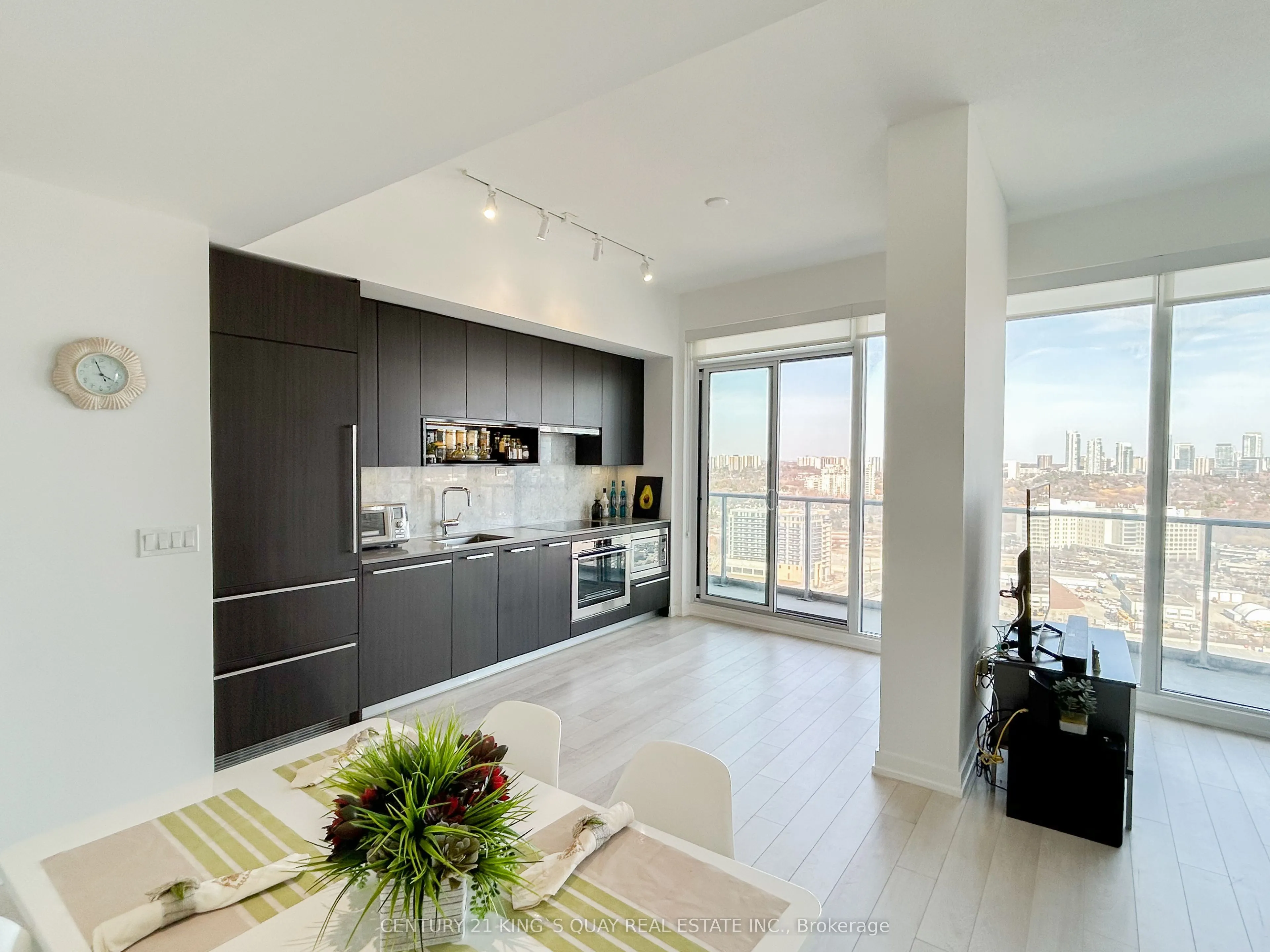 117 McMahon Drive, #2111