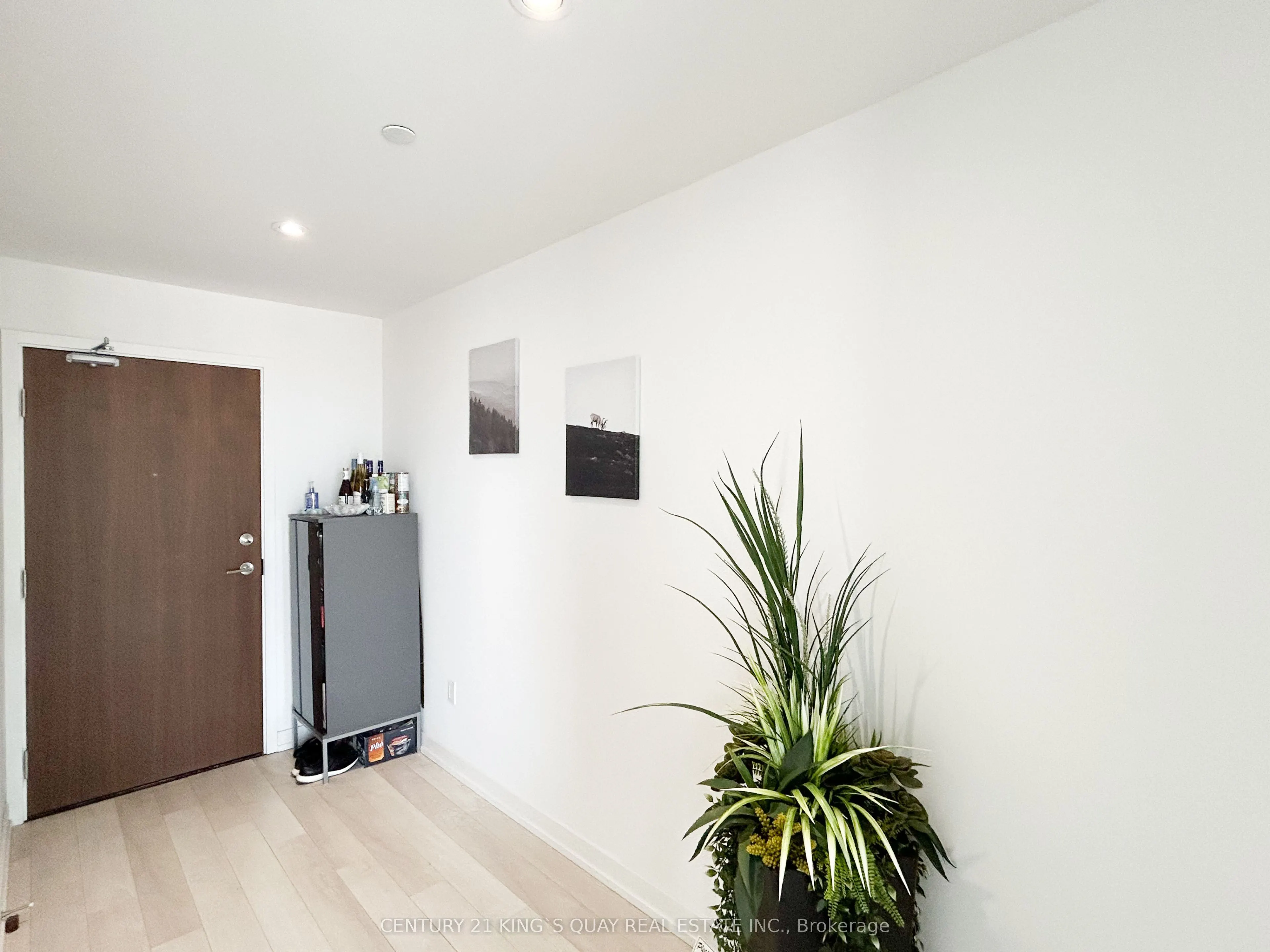 117 McMahon Drive, #2111