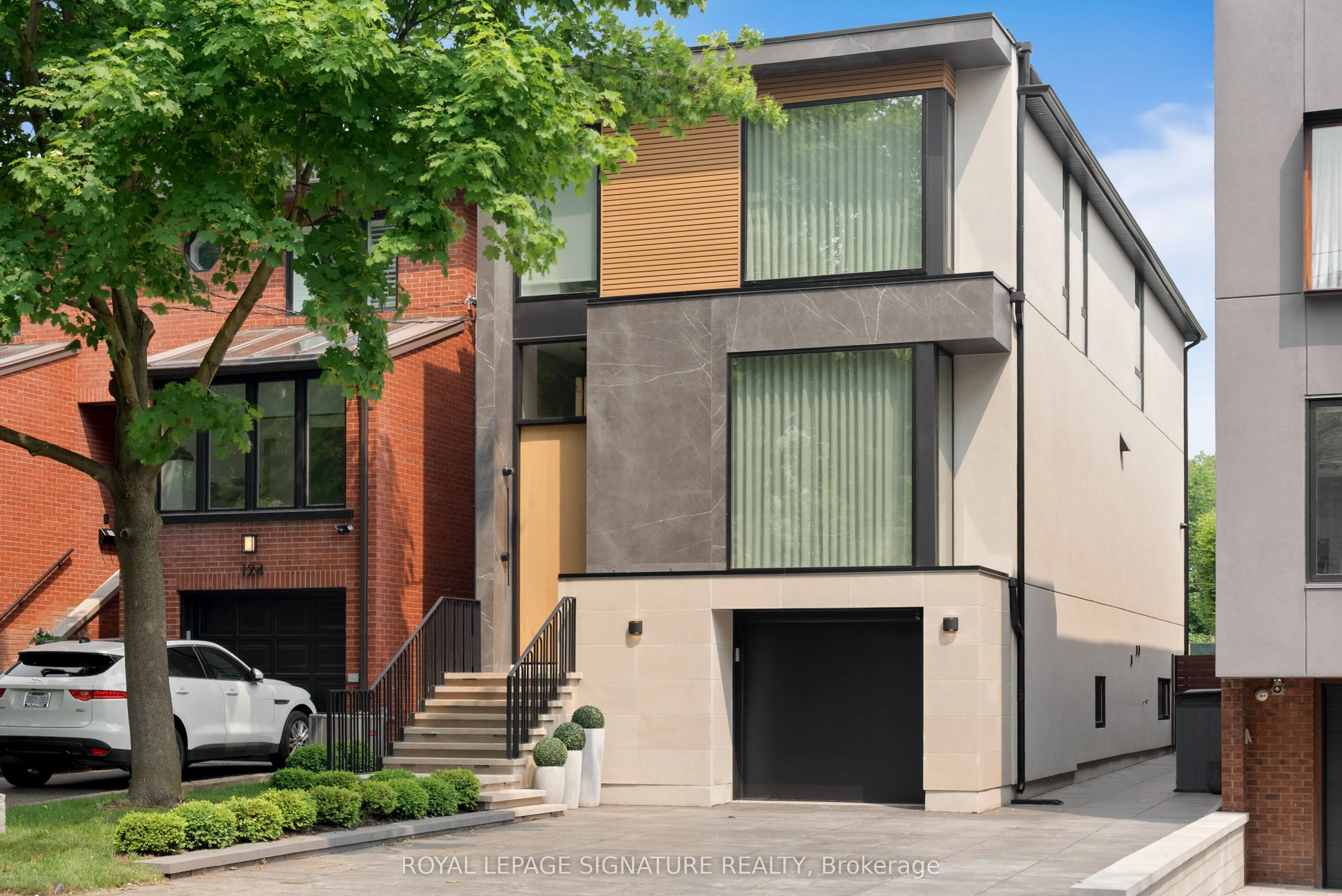126 Sherwood Avenue