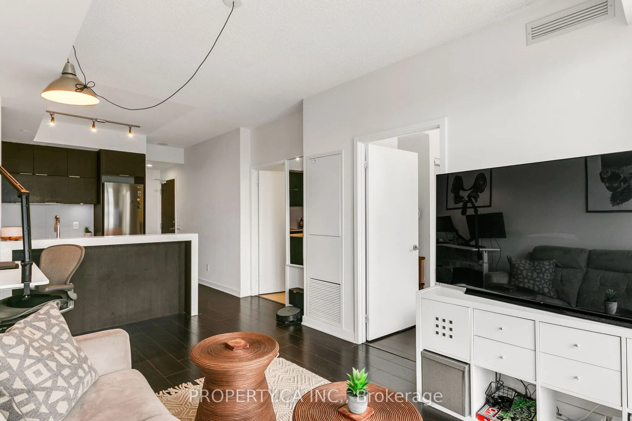 170 Sumach Street, #2213