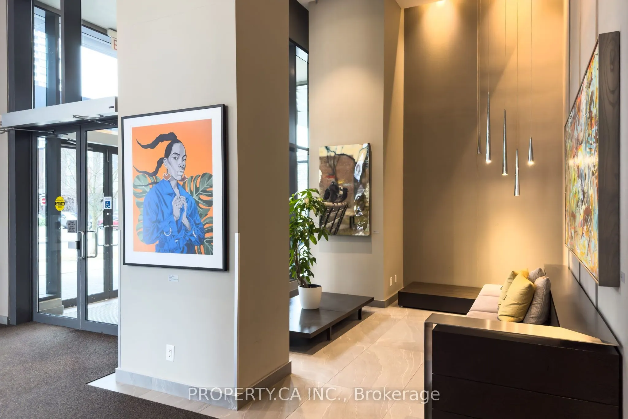 170 Sumach Street, #2213