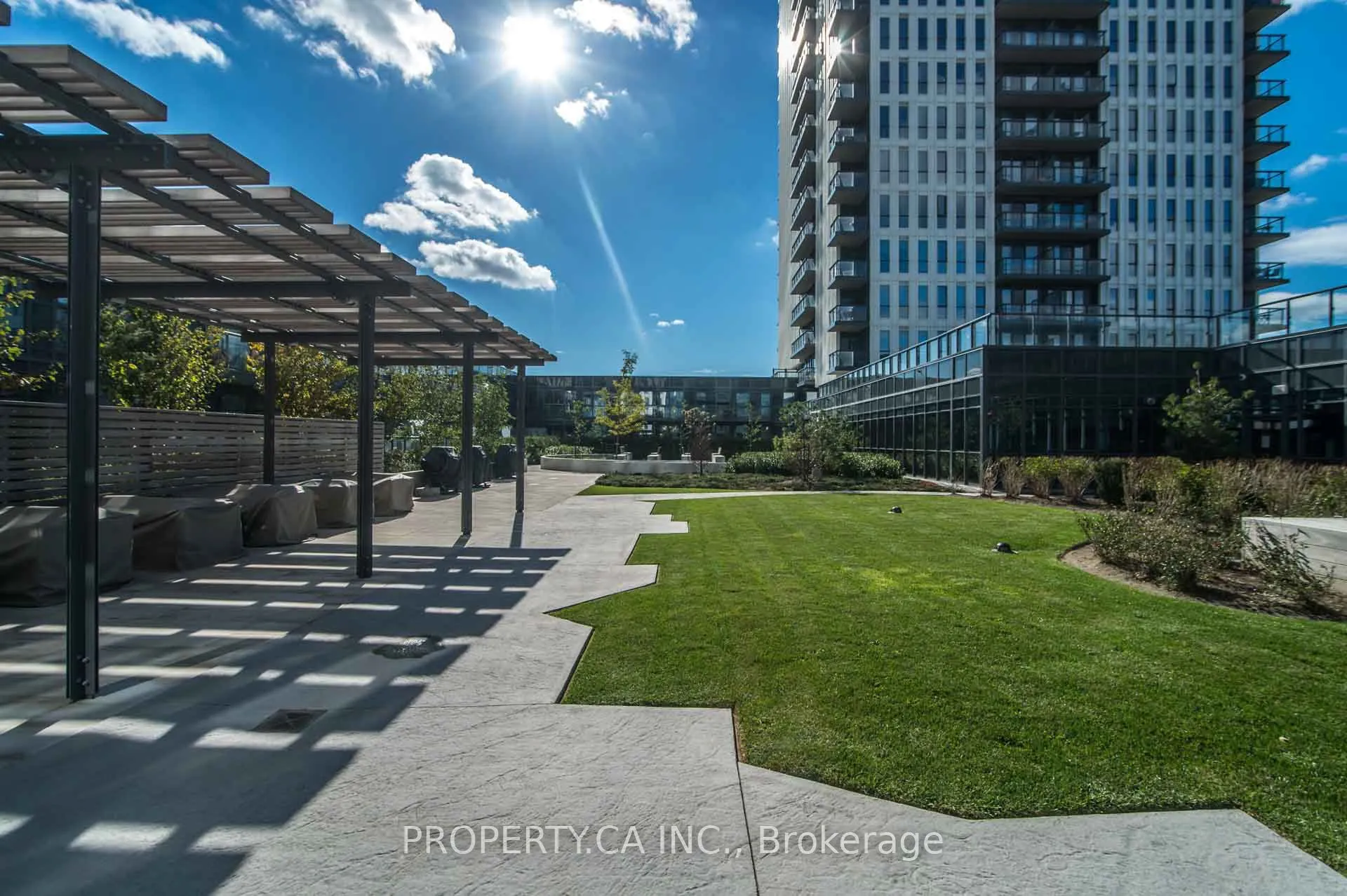 170 Sumach Street, #2213