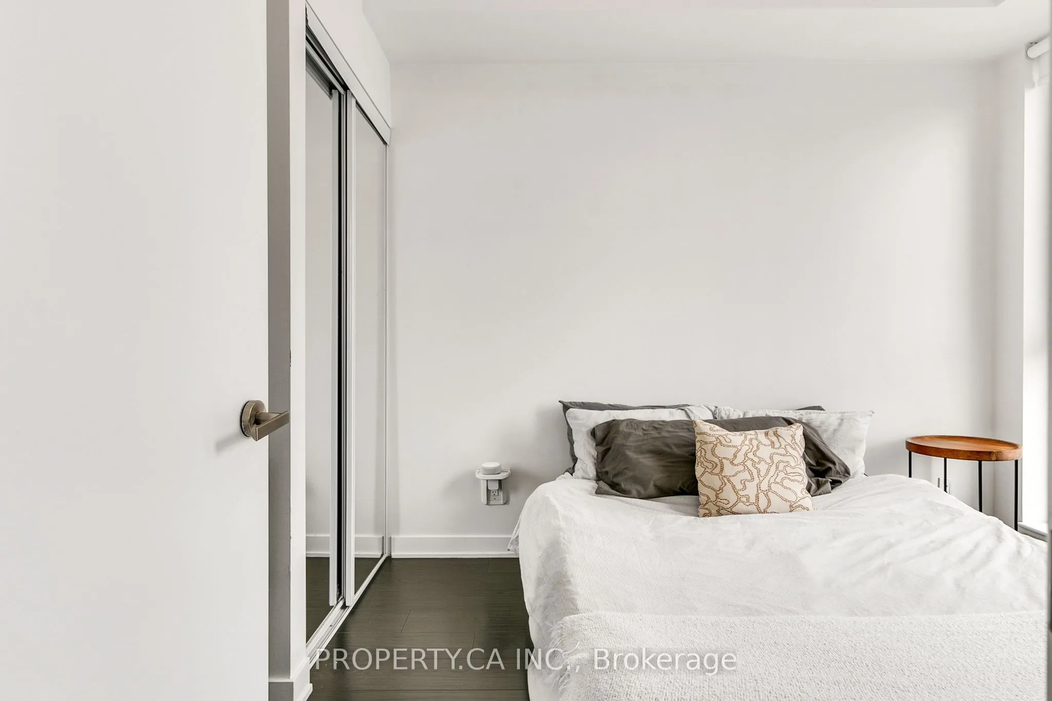 170 Sumach Street, #2213