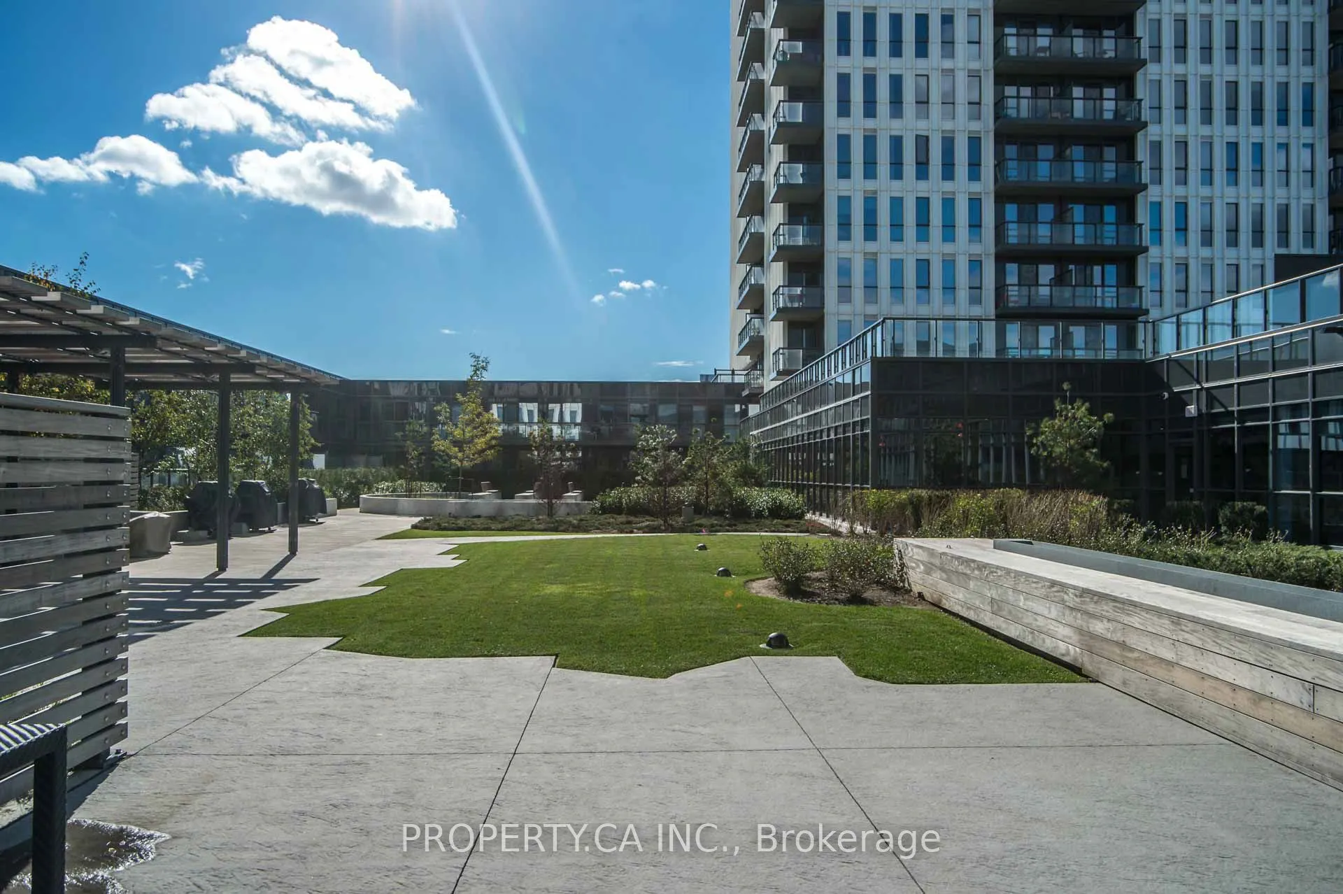 170 Sumach Street, #2213