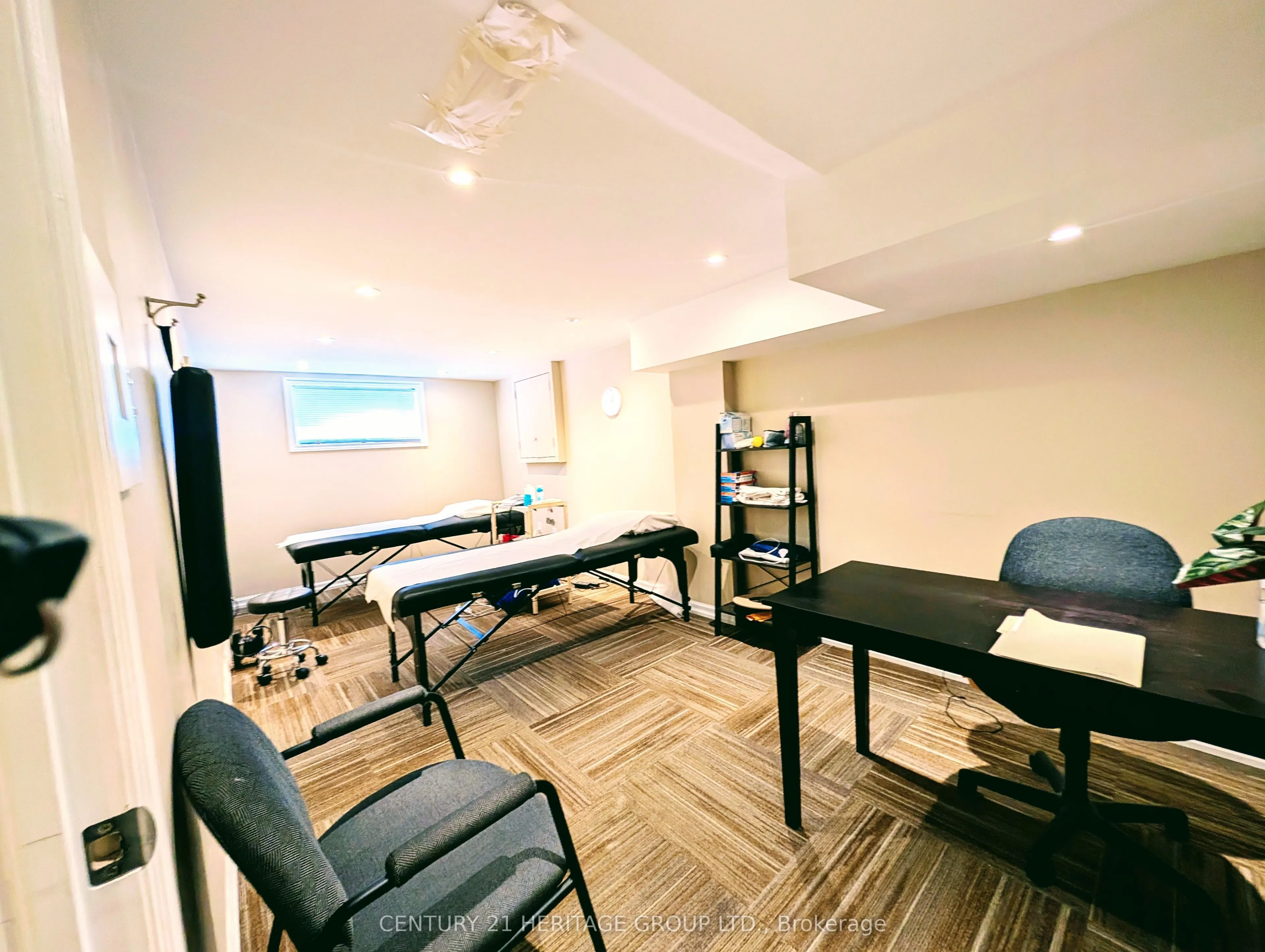 115 Sheppard Avenue W