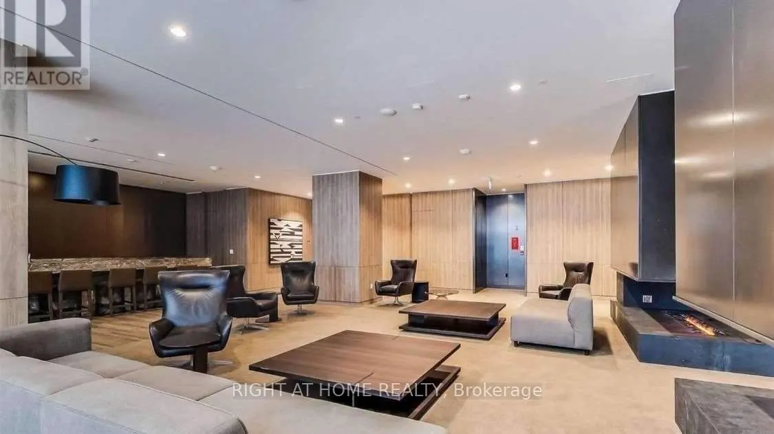 576 Front Street W, #1107